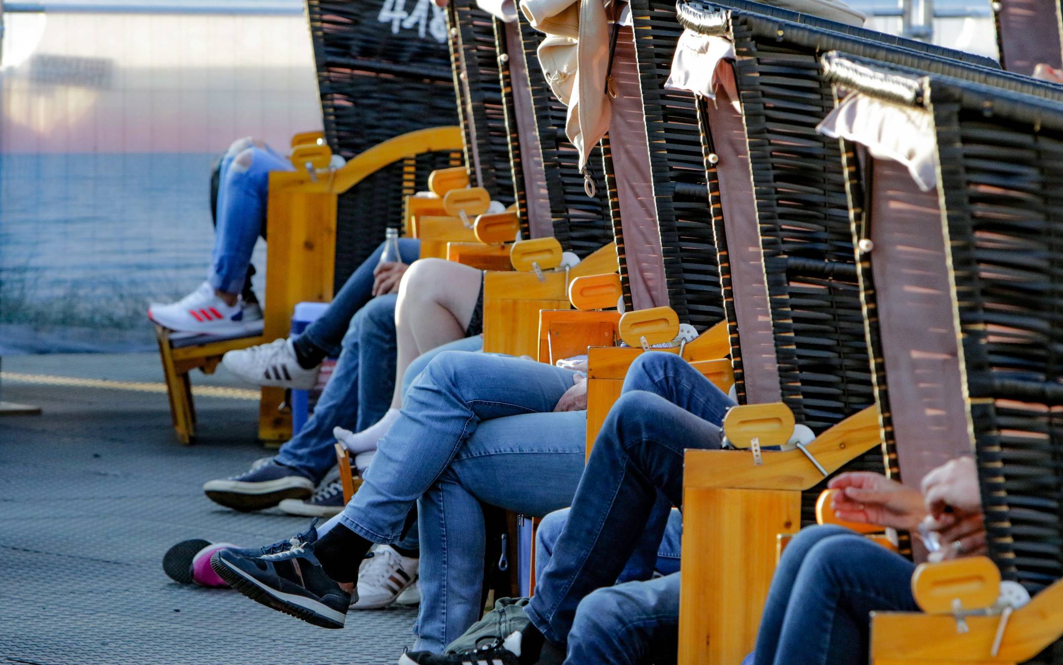 Den Konzertsommer 2021 genießt man im Strandkorb im SparkassenPark in Mönchengladbach. 
