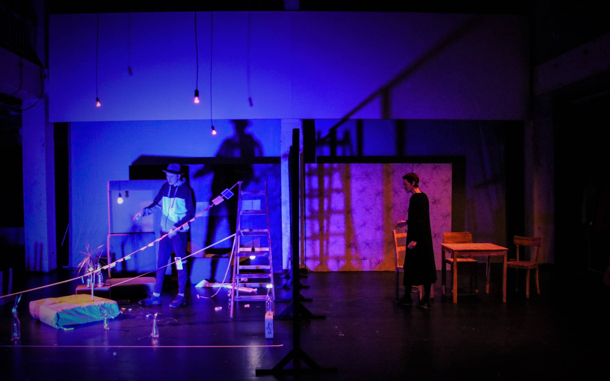 Licht und Schatten: Proben zum Beuys-Stück