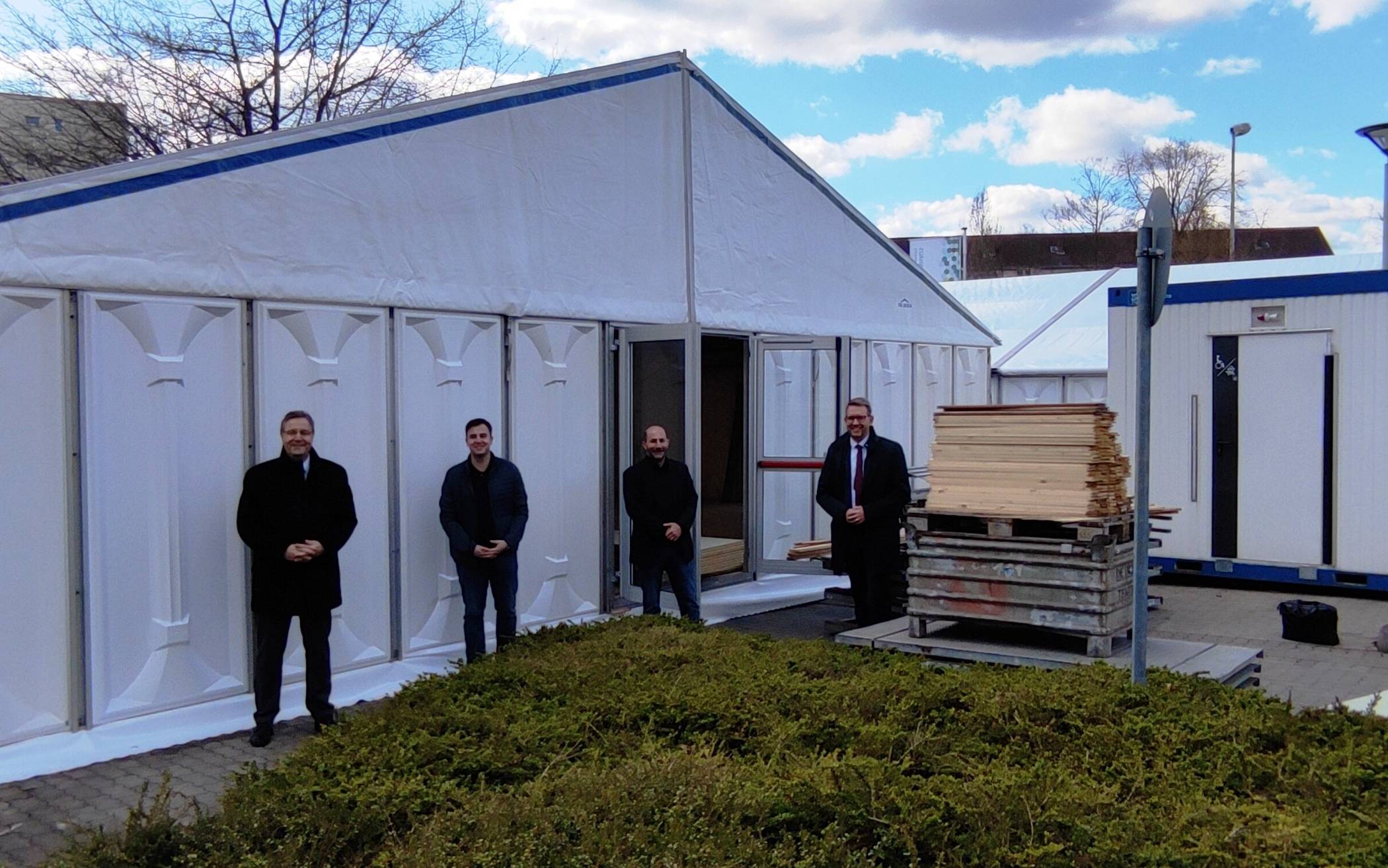 Ralf Nennhaus, Dr. Simon Krivec, Sinan