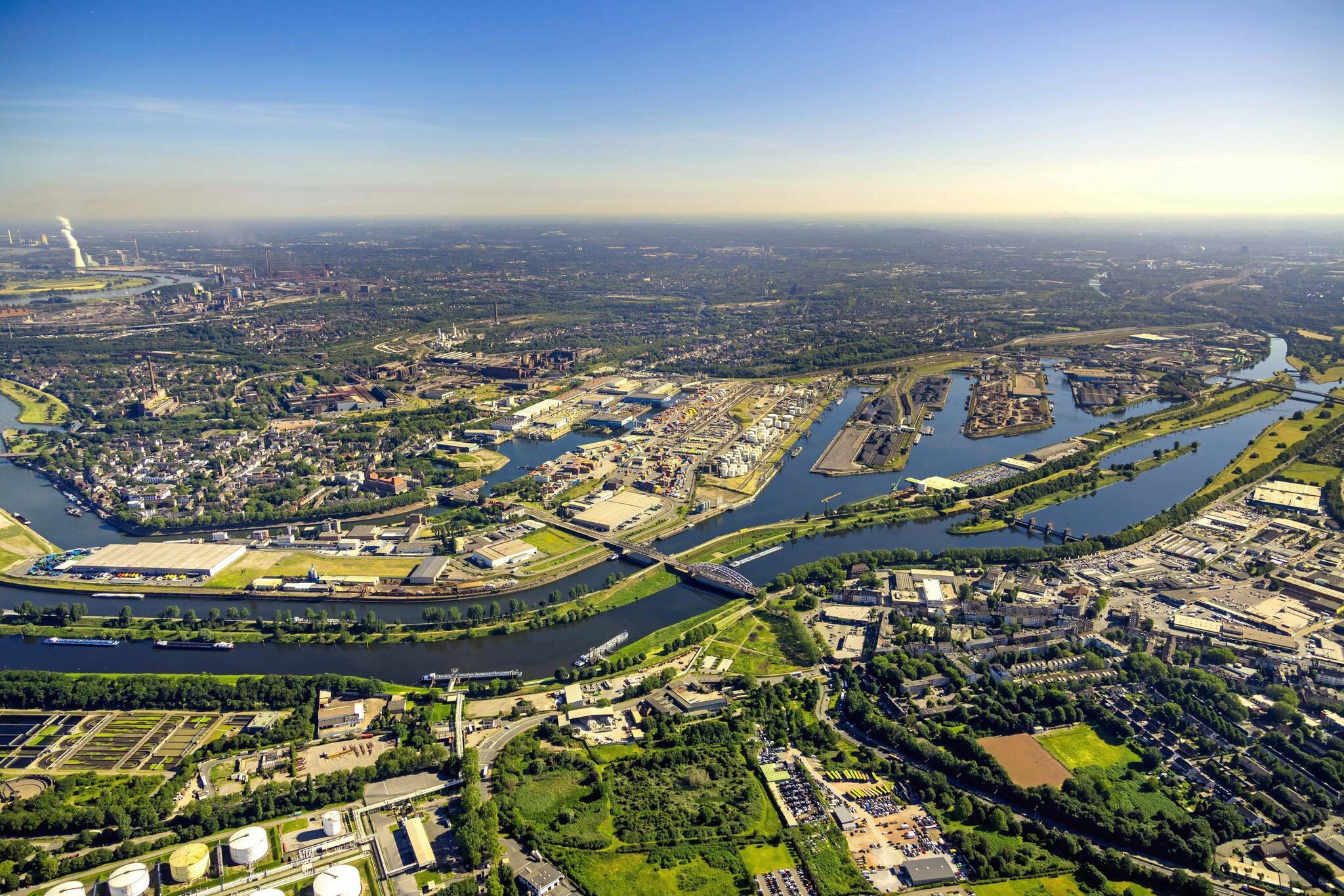 Die Bilanz im Ruhrorter Hafen und in den Logport-Satelliten stimmt.