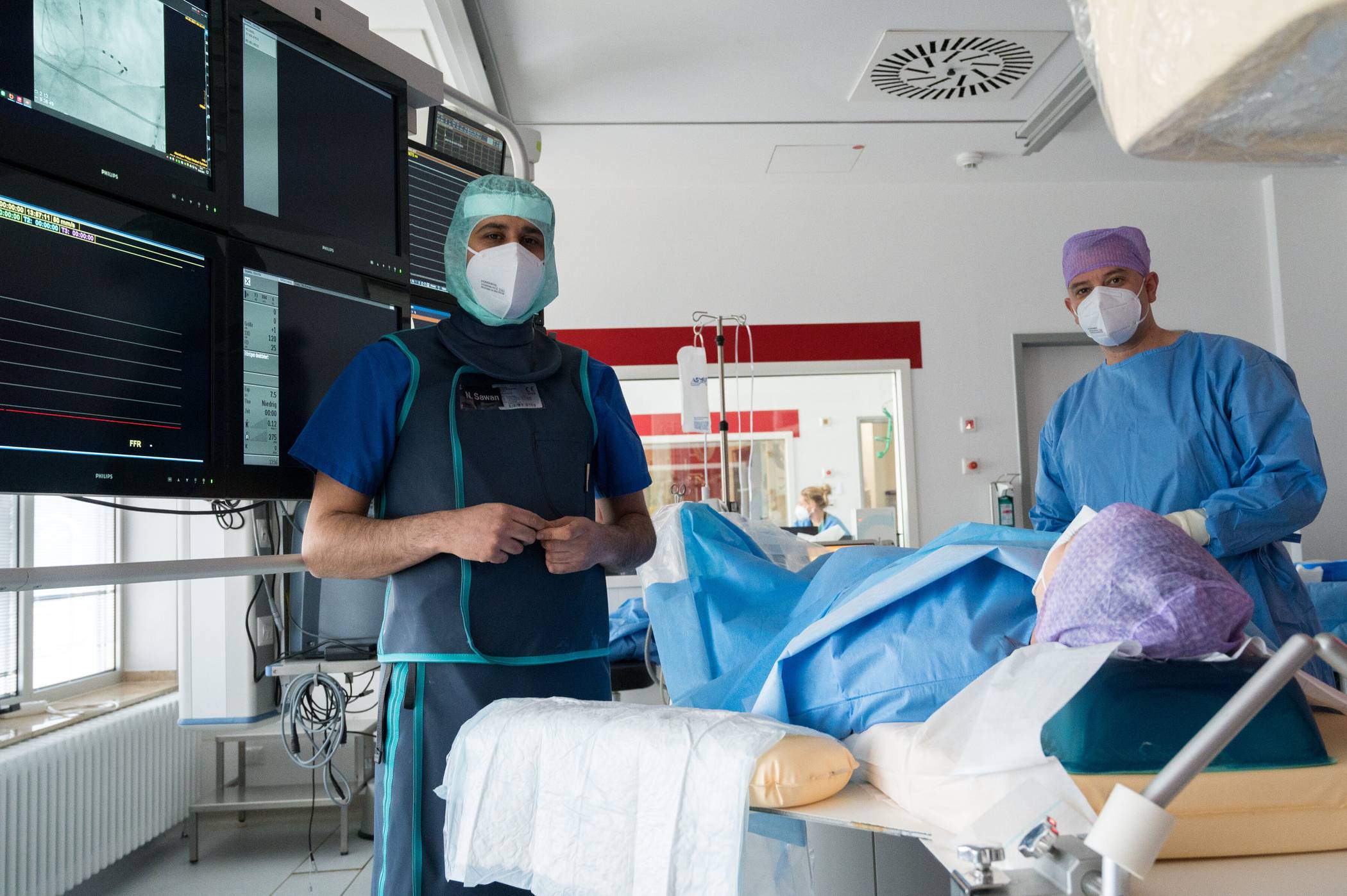  Die Kardiologie der Städtischen Kliniken setzt bei der Herzschrittmachertherapie auf Teamarbeit. 