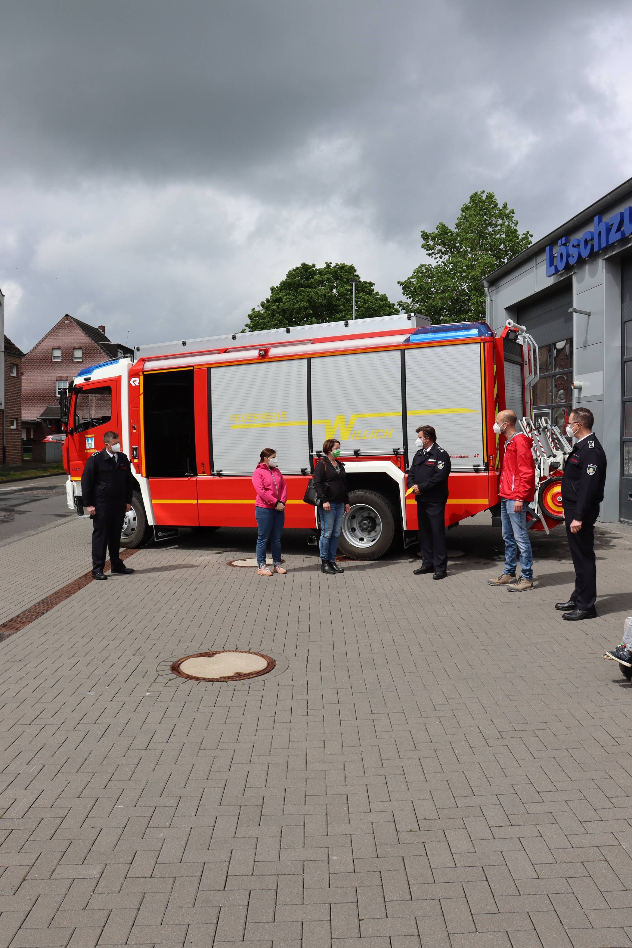 Der Löschzug Anrath hat in dieser Woche sein 125-jähriges Jubiläum gefeiert. Gratulation gab es vonden Willicher Grünen. 