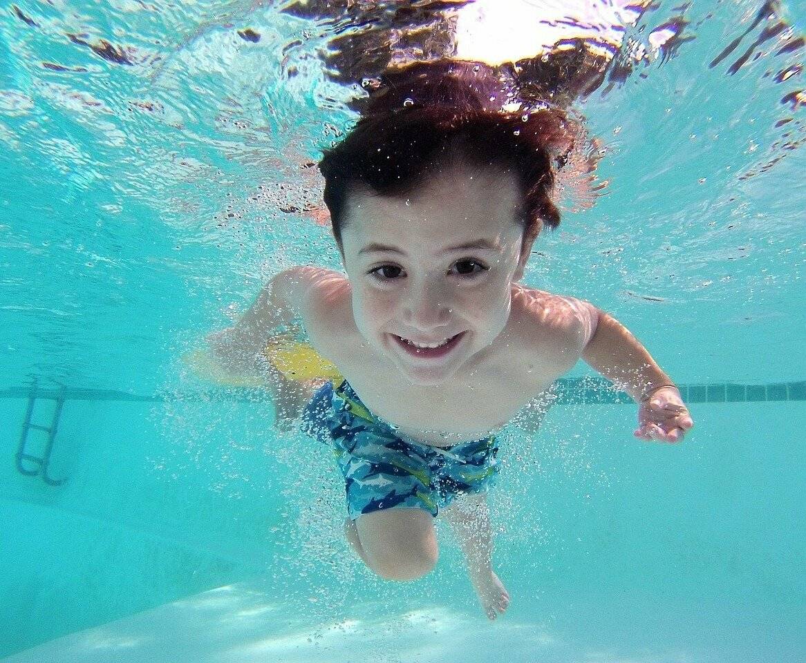  Das Meerbad öffnet vorerst nur für Kinder-Schwimmkurse. Foto:pixabay 