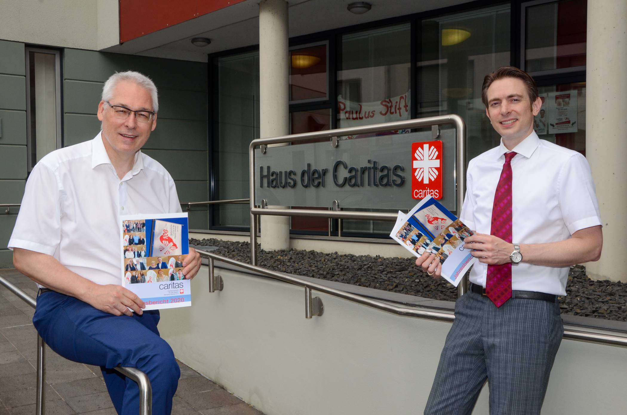 Die Caritas-Vorstände Peter Babinetz (l.) und Christian Schrödter (r.) ziehen eine positive Bilanz der Arbeit im Corona-Jahr 2020. 