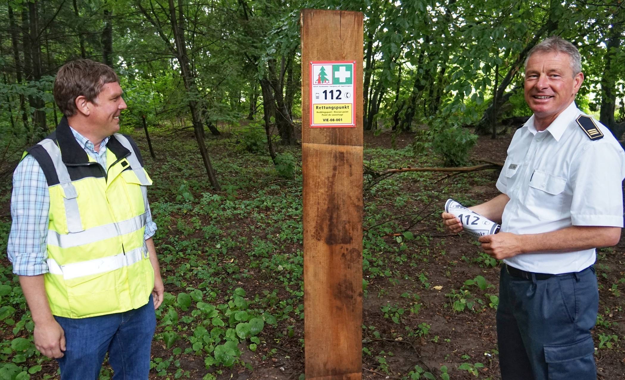 Markus Kampe, Leiter Städtische Betriebe und Frank Kersbaum, Leiter Feuerwehr Viersen (v.l.). 