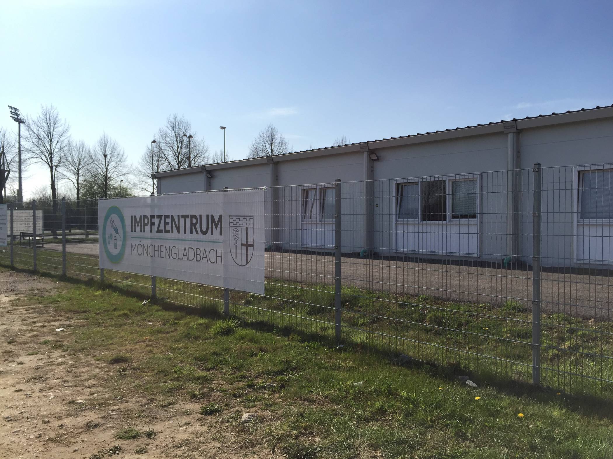  In einer Aktion kann man sich am Mittwoch und Donnerstag, sowie Samstag und Sonntag ohne Termin impfen lassen. 