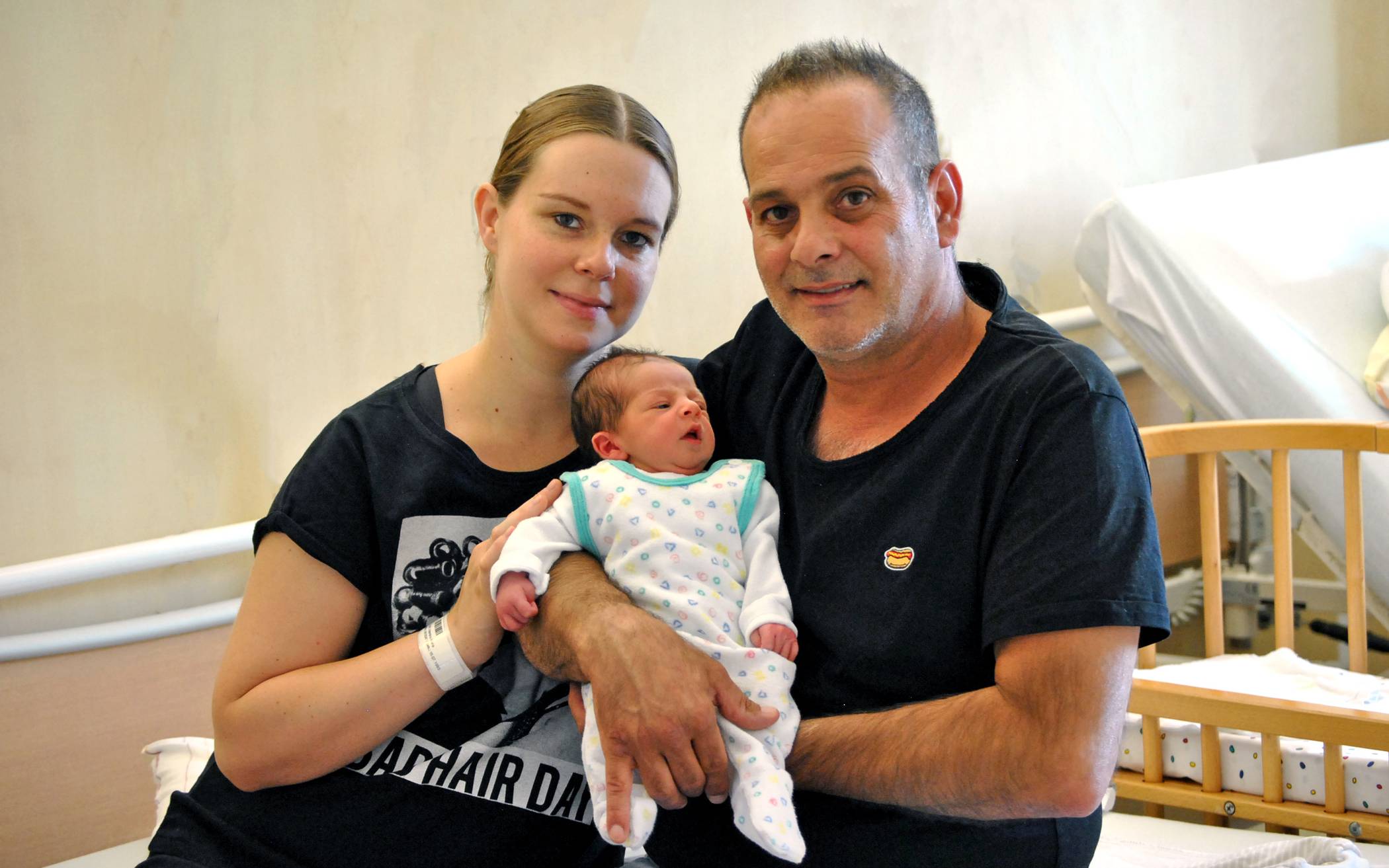 Die glücklichen Eltern Valentina und Giuseppe