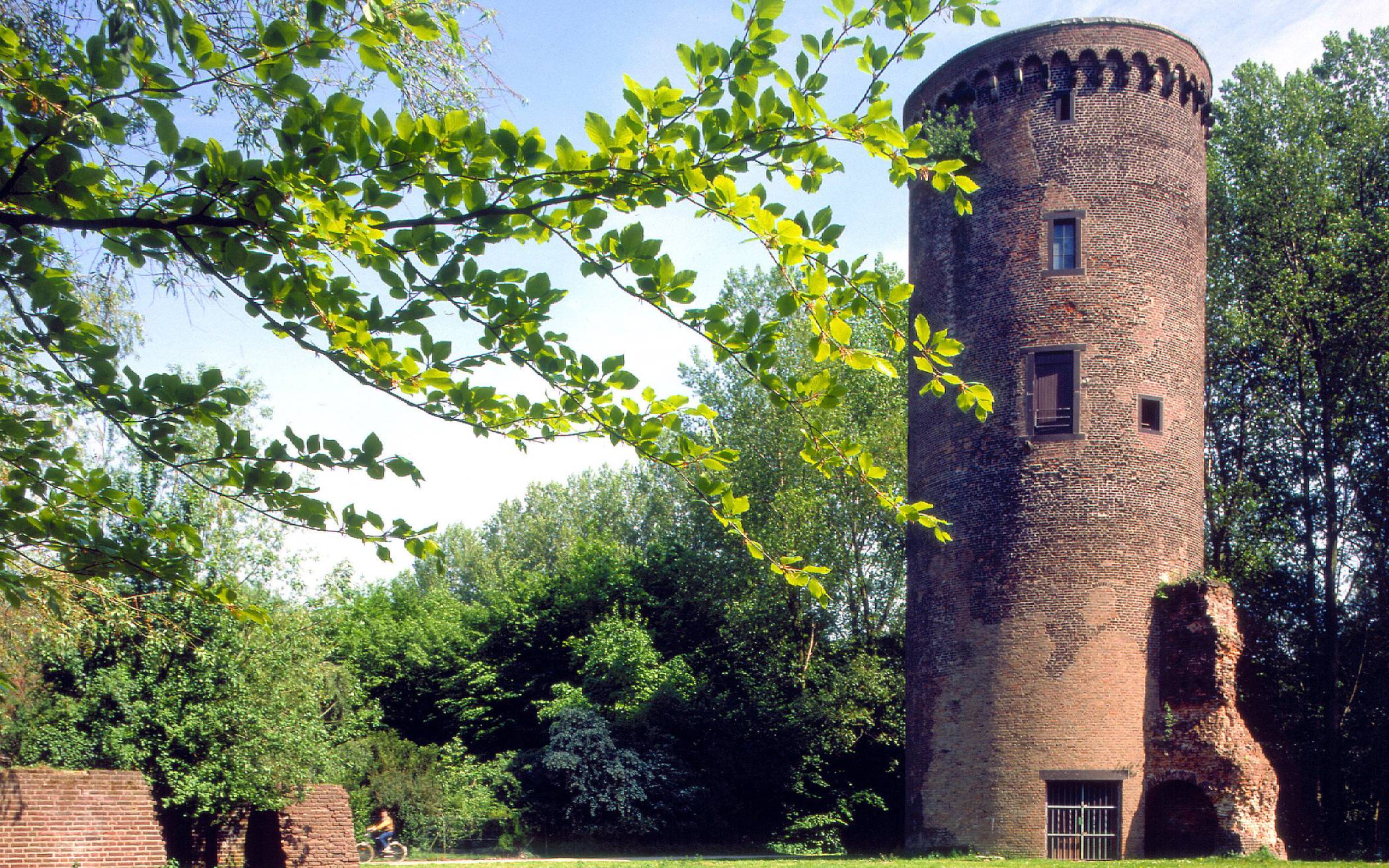 Burg Uda und Heimatmuseum öffnen wieder