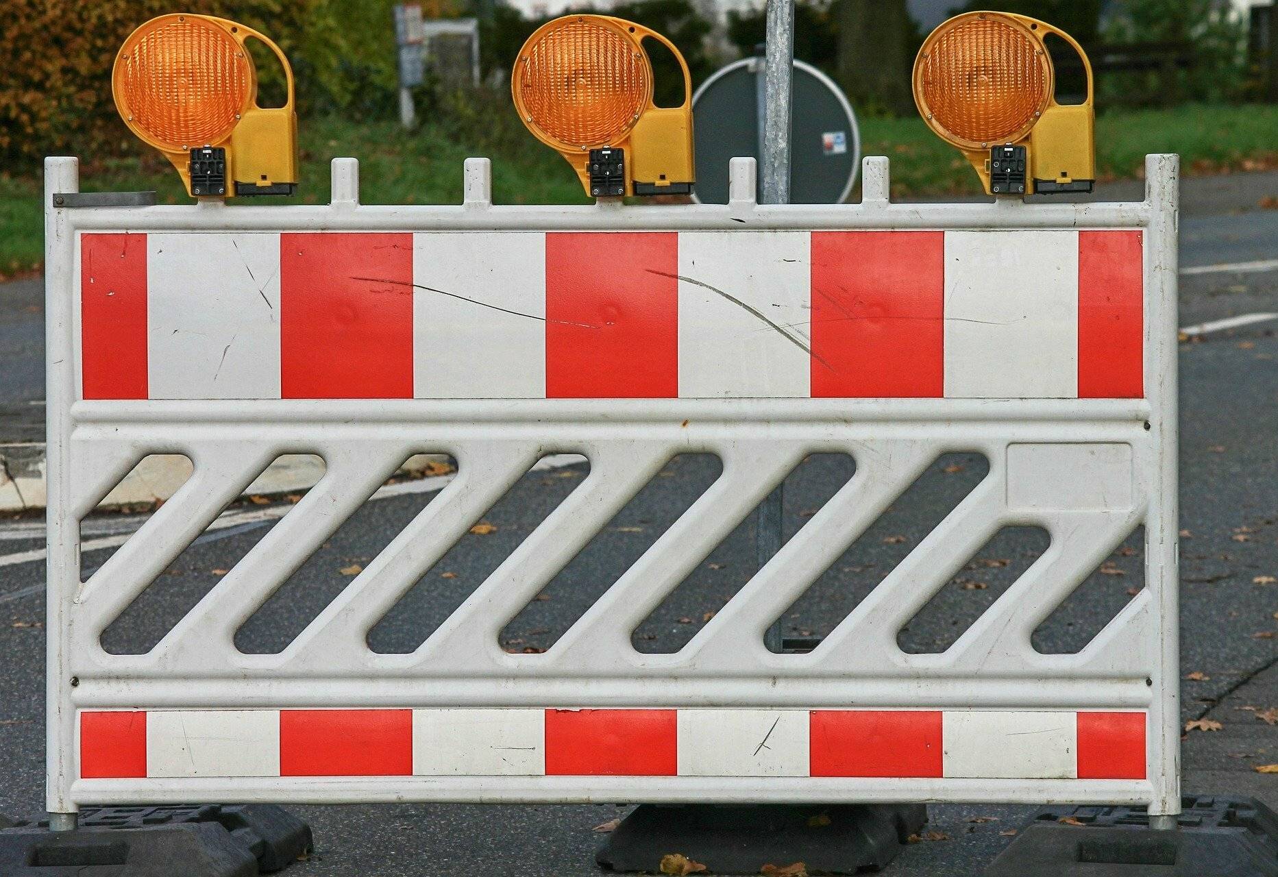  Ab morgen gibt es eine kurzfristige Vollsperrung des Rothweges in Neersen. 
  