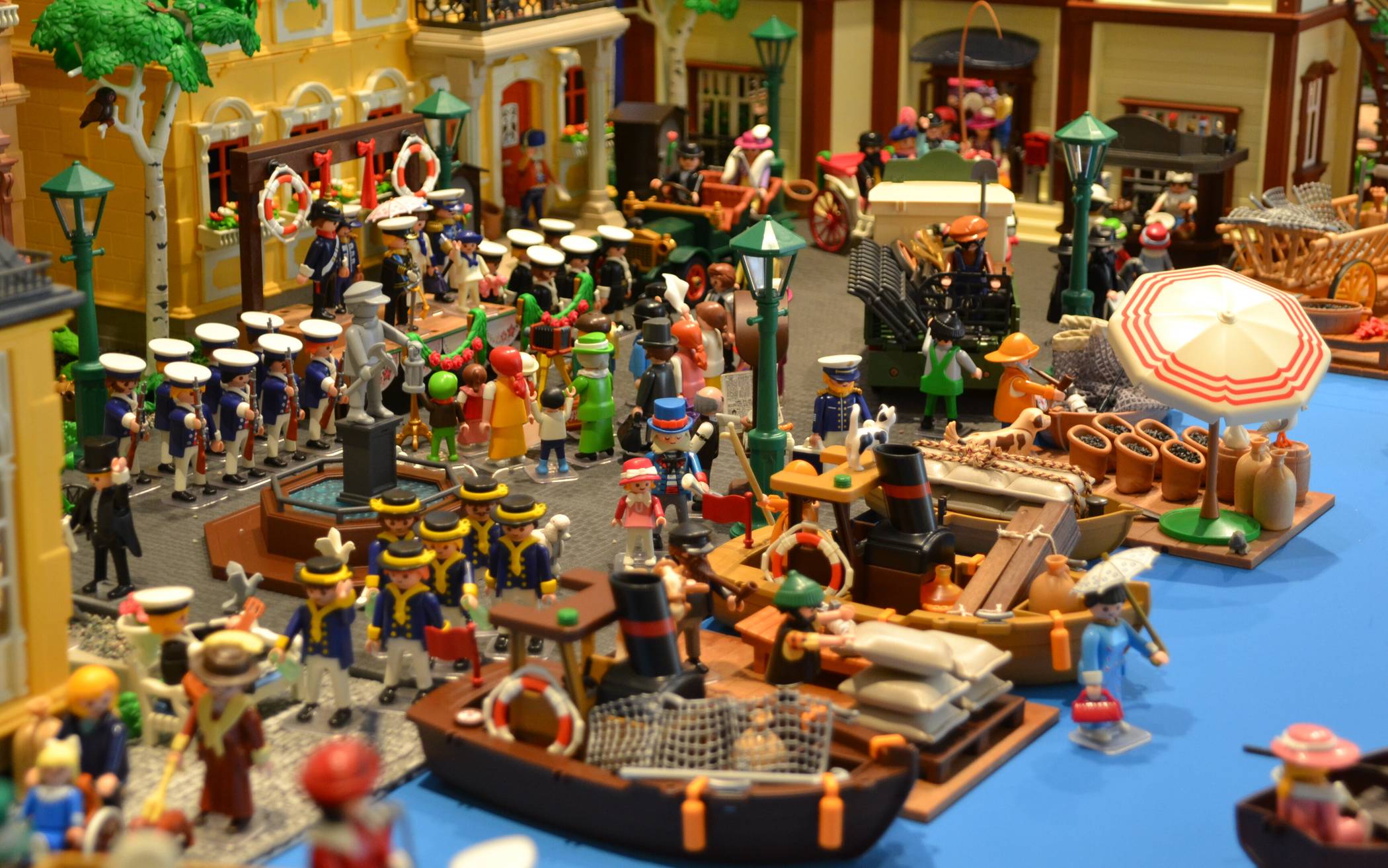 Wie auf einem Wimmelbild geht's zu