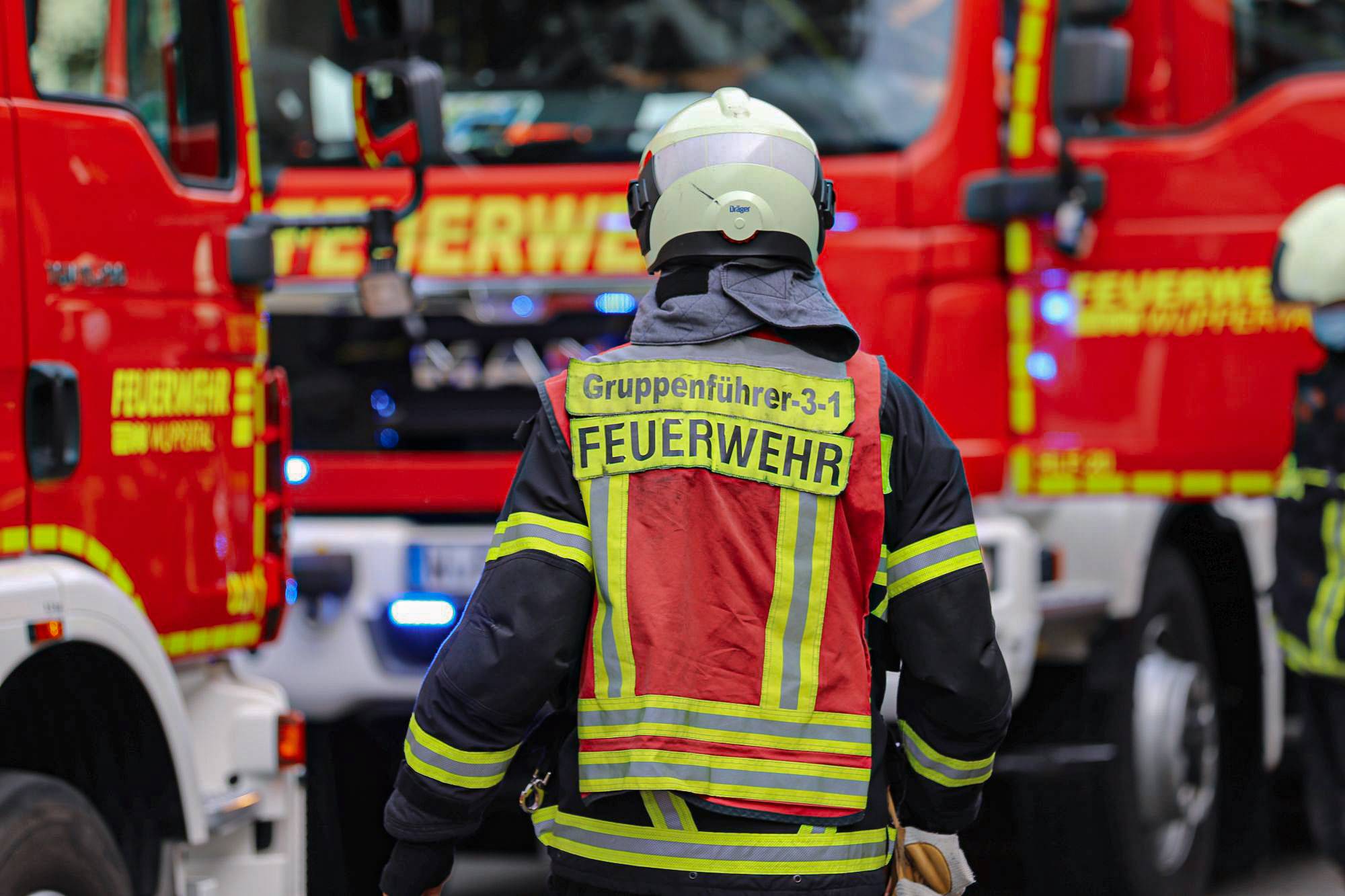 Kriminalpolizei hat Ermittlungen aufgenommen: Feuer in Uerdinger Wohnung