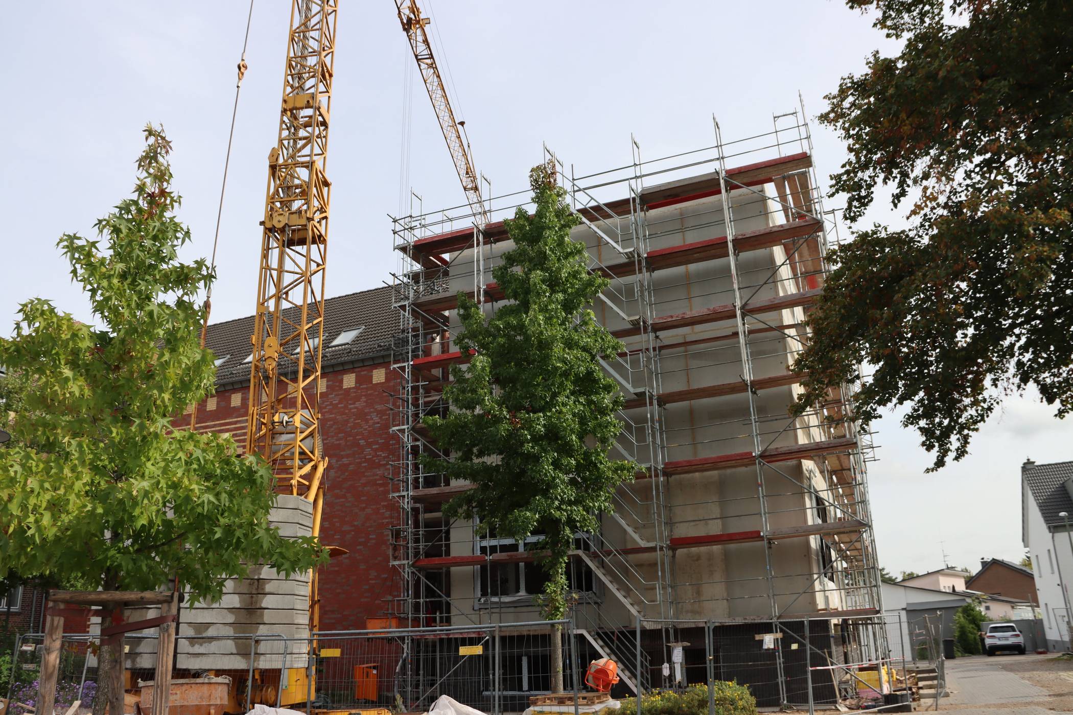 Die Arbeiten am neuen Stadtarchiv schreiten voran. Nun wurde das Richtfest gefeiert. 