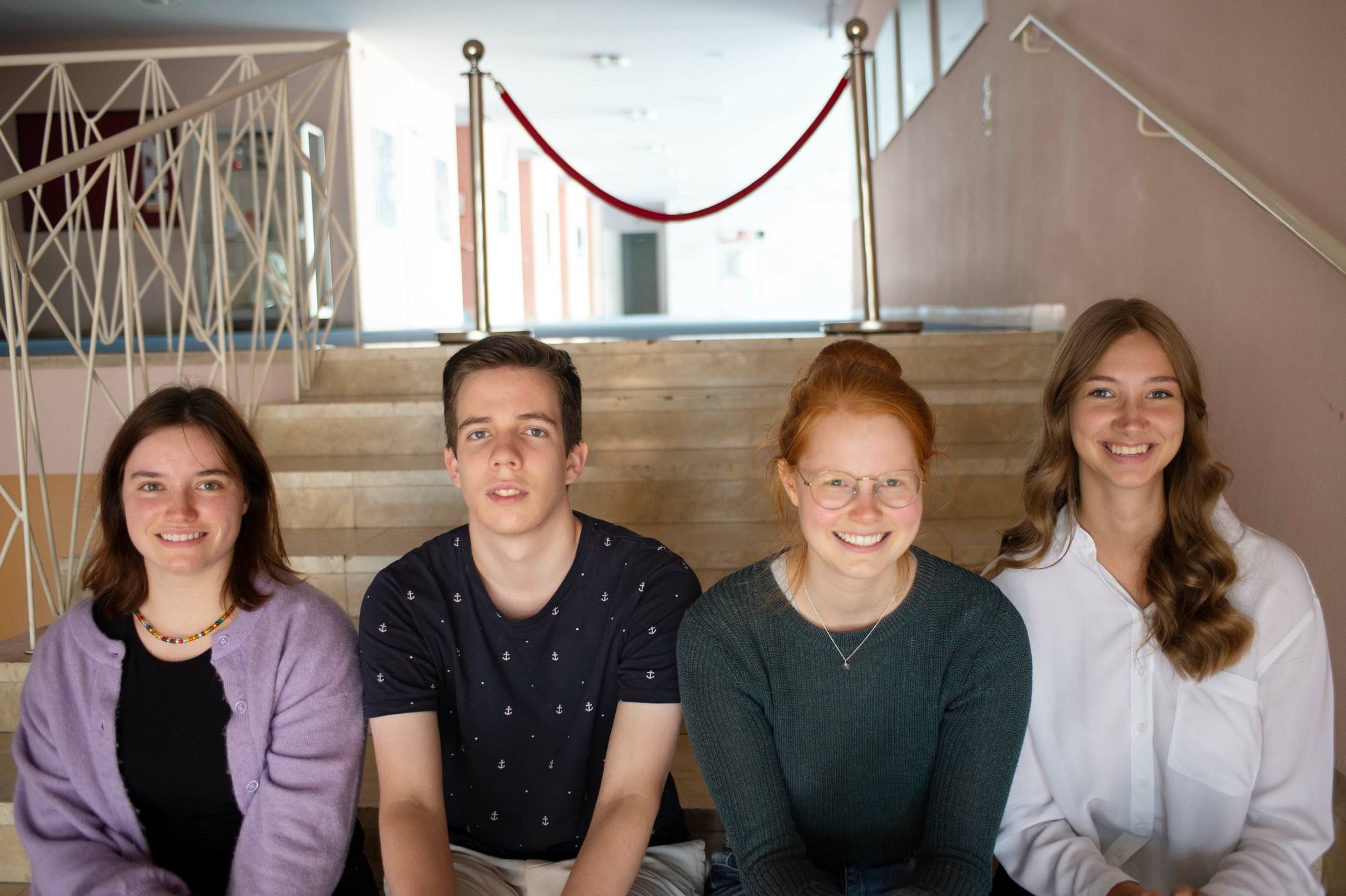  Absolvieren ihr FSJ im Theater (v.l.): Emily Keusemann, Esteban Rio de Heus, Celina Debeur und Svenja Sachsenhausen. 