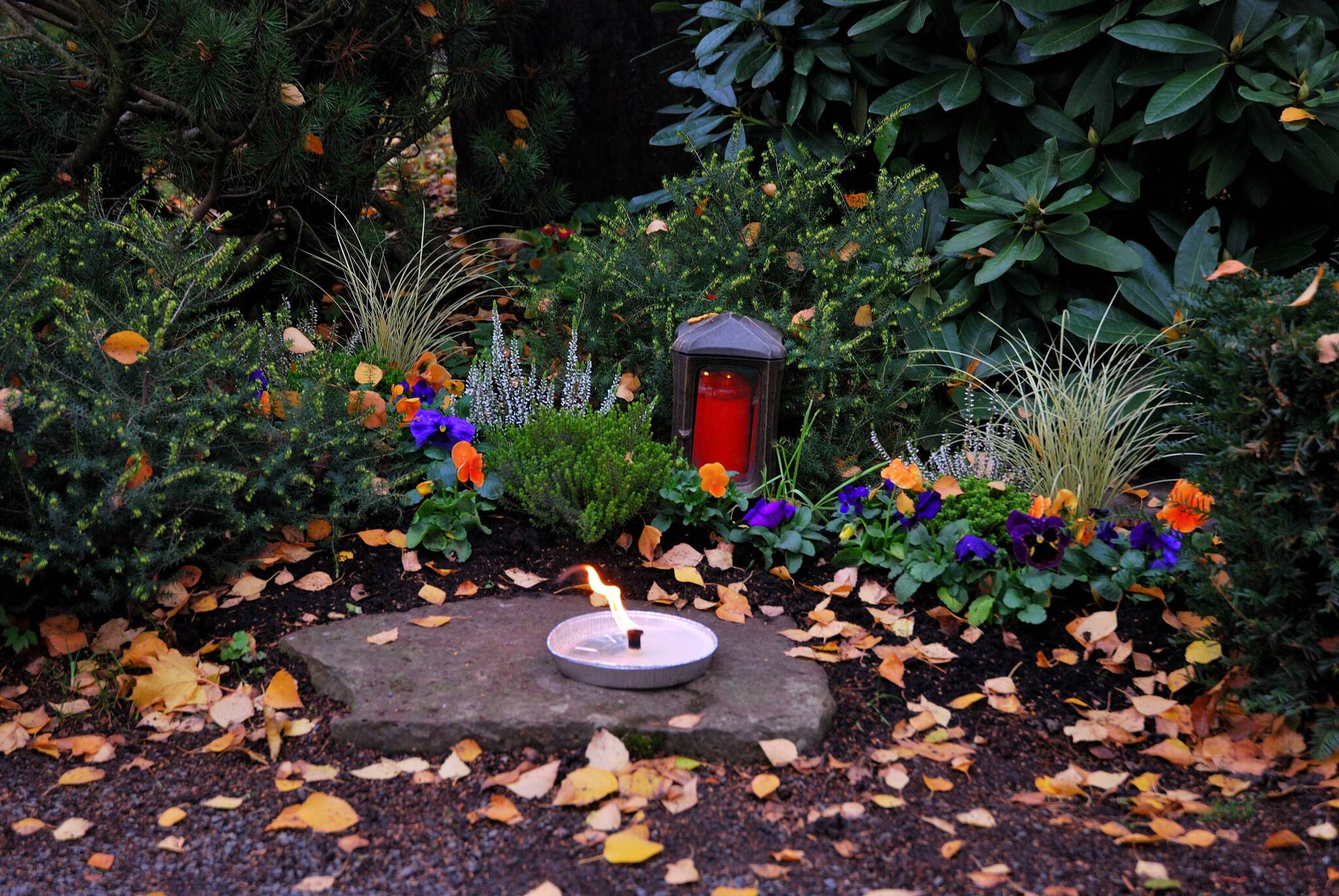 Wetterlage: Krefelder Friedhöfe wegen des Sturms geschlossen