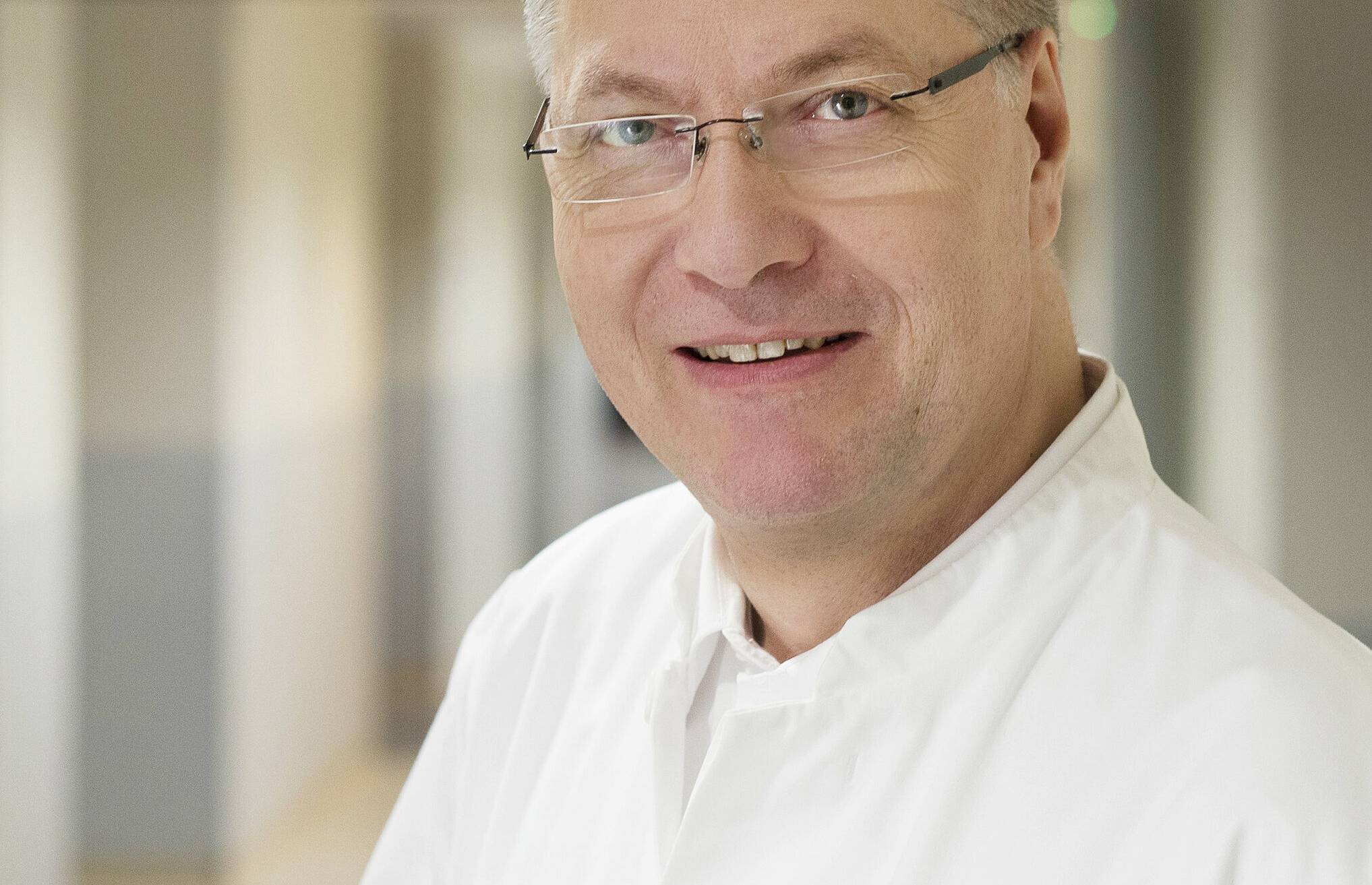   Dr. Florian Danckwerth vom St. Elisabeth-Hospital Meerbusch-Lank gehört wieder zu Deutschlands Top-Medizinern. 