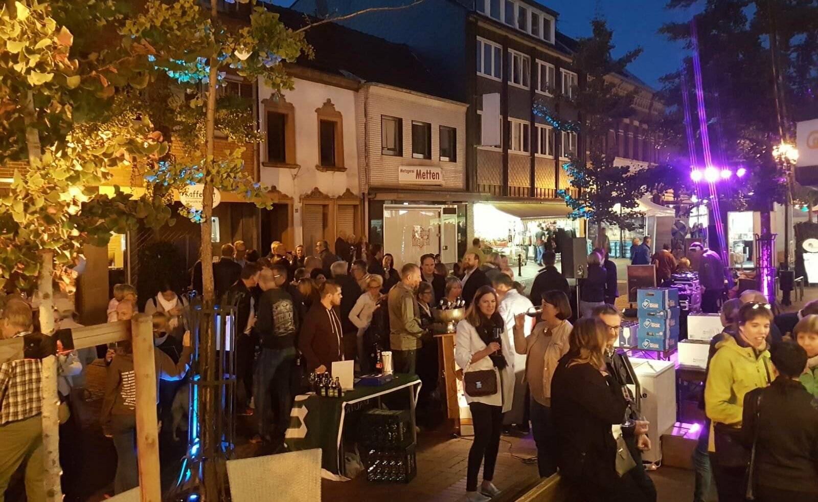 Auf der Hochstraße in Schiefbahn ist