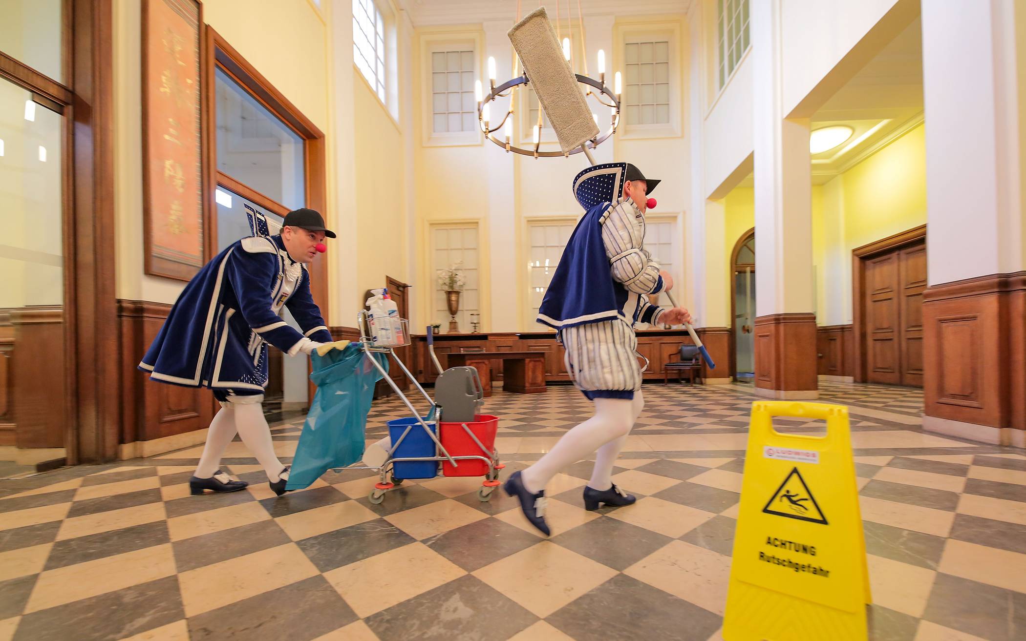 Zwei Prinzen beim Kehraus: Am 11.11.