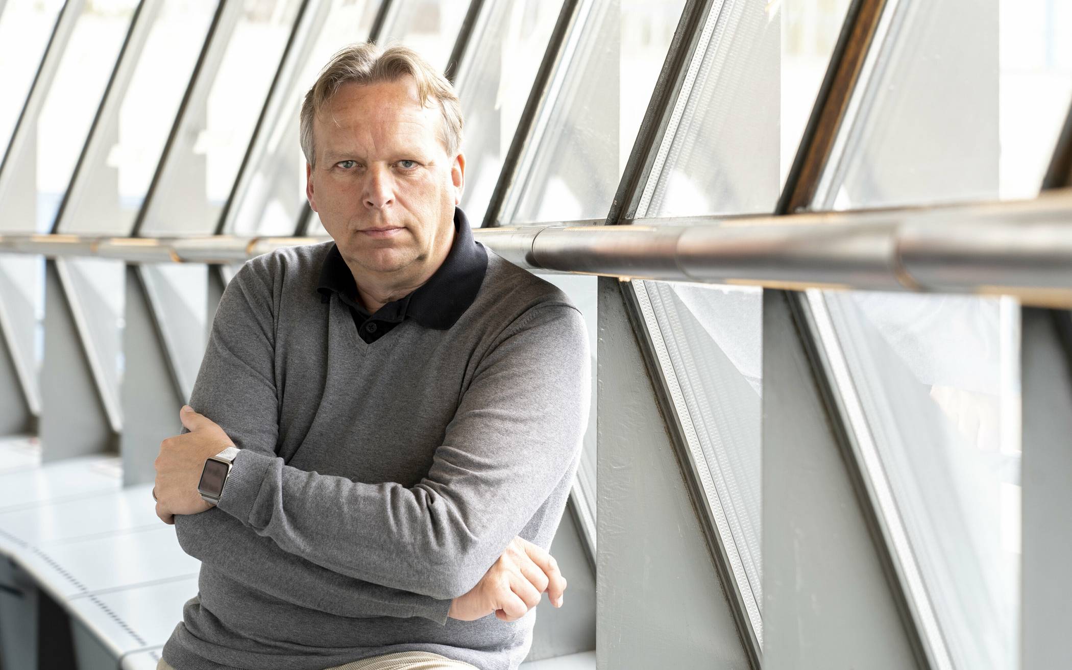  Out of the Box: Der Buchautor Jörg Heynkes – Unternehmer, Projektentwickler und Aktivist&nbsp;– hält seinen Impulsvortrag. 
  