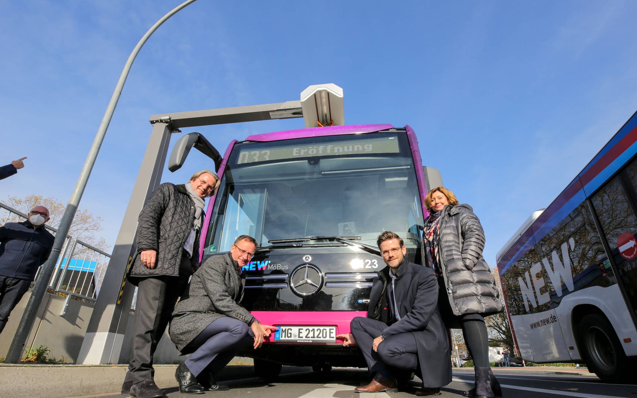 Bereit für die Jungfernfahrt (v.l.): Dr.