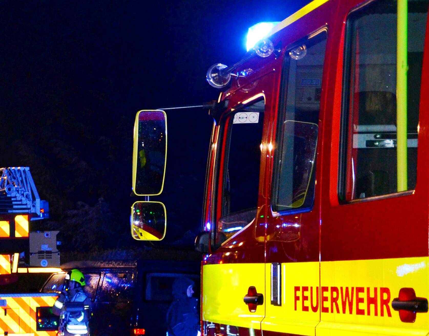 Pkw-Anhänger geriet in Brand