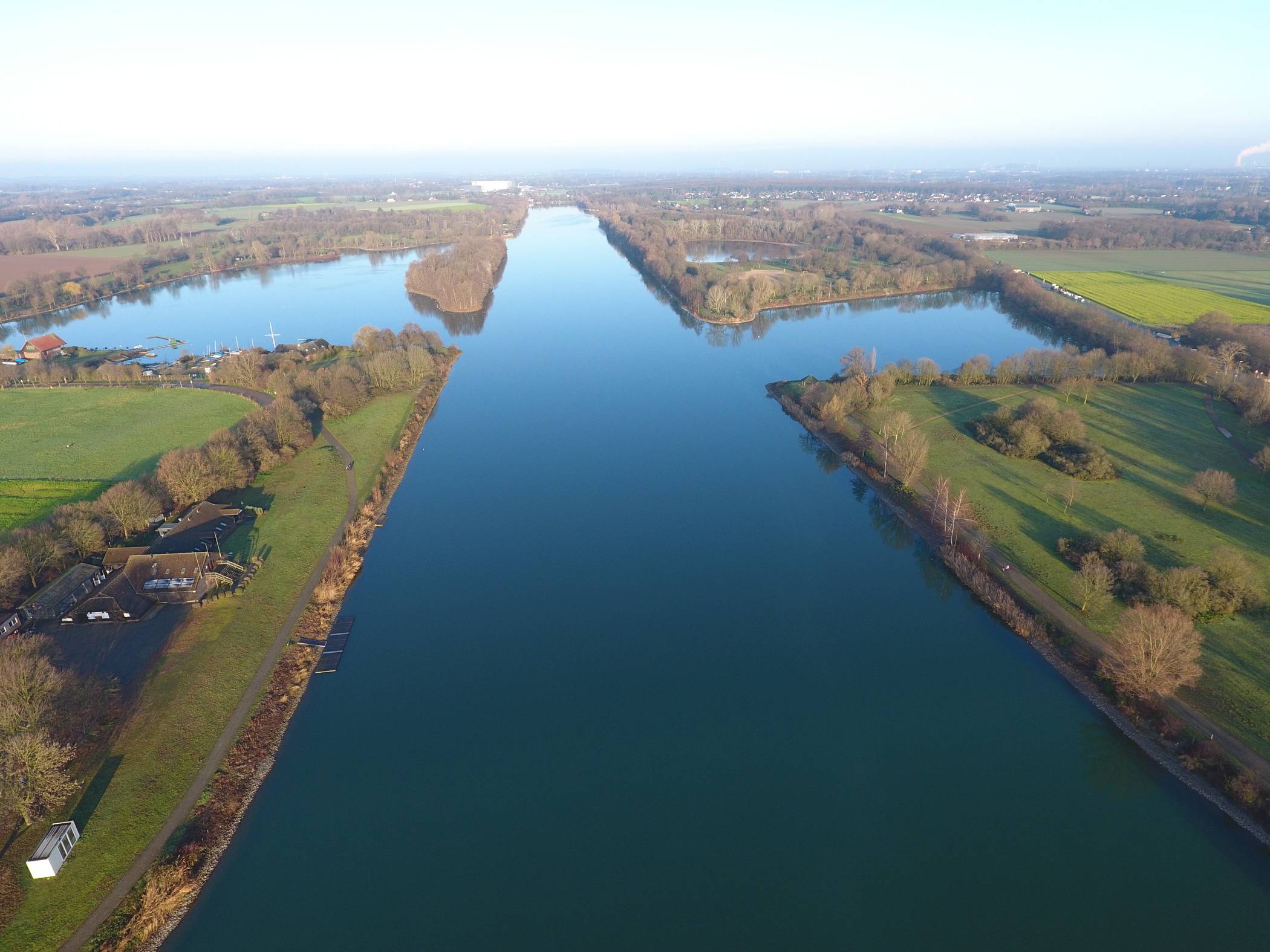 Offenlegung der Pläne und Gutachten ab Januar: Stadt freut sich: „Surfpark ist rechtlich machbar“