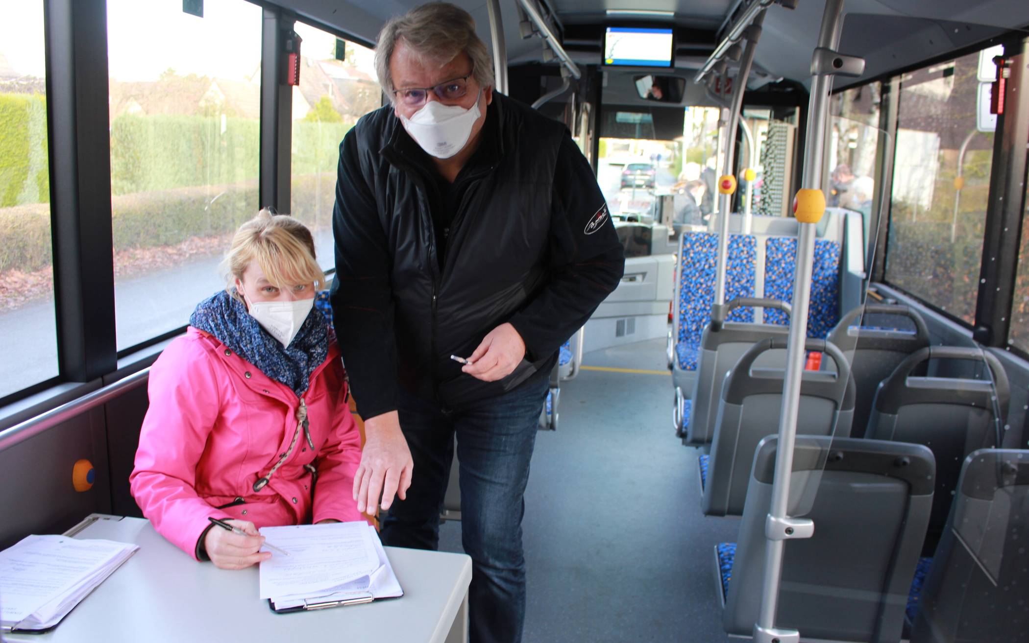 Im Impfbus: In einem normal ausgestatteten