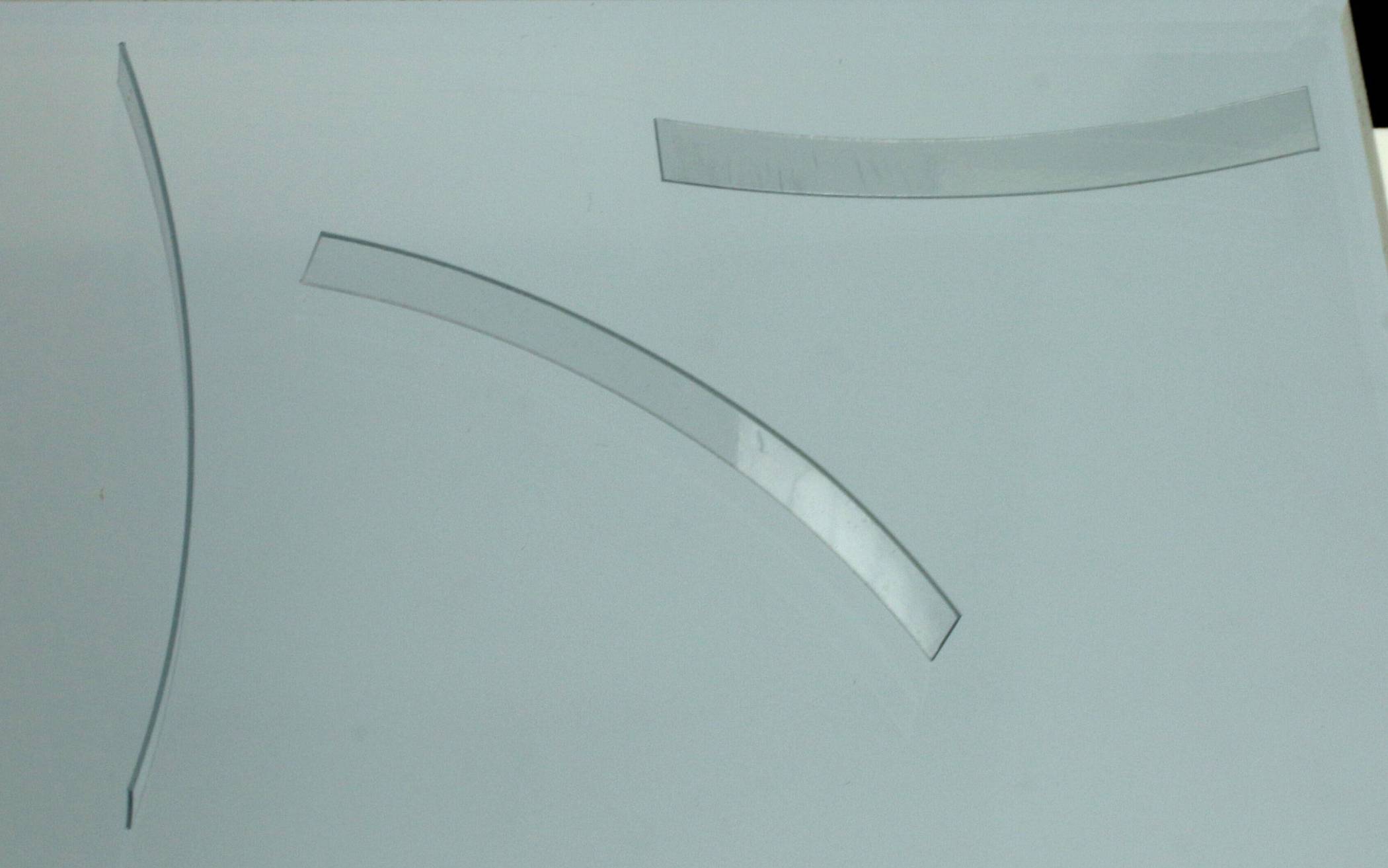  Mit solchen Plastikklemmen prüfen Einbrecher, ob Türen genutzt werden - und ob das Haus/die Wohnung aktuell bewohnt wird.  