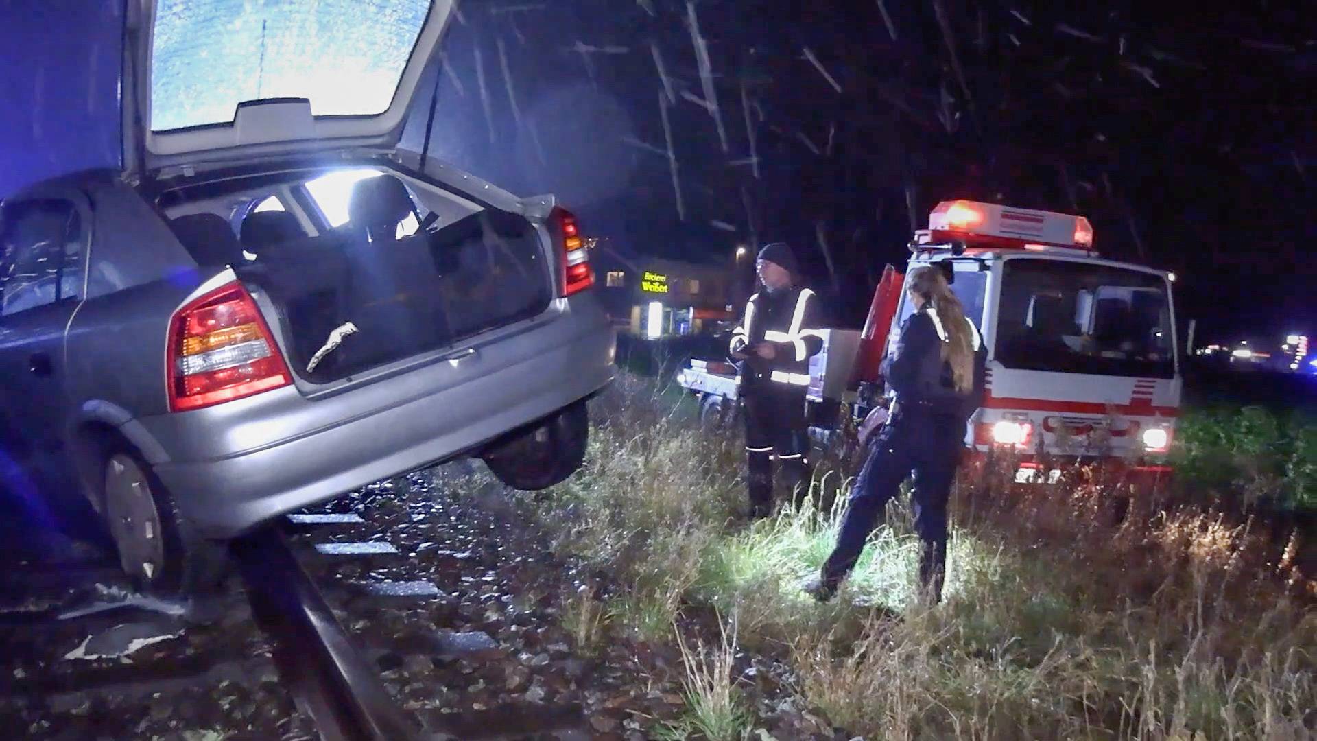 Zug erfasst Pizzataxi 