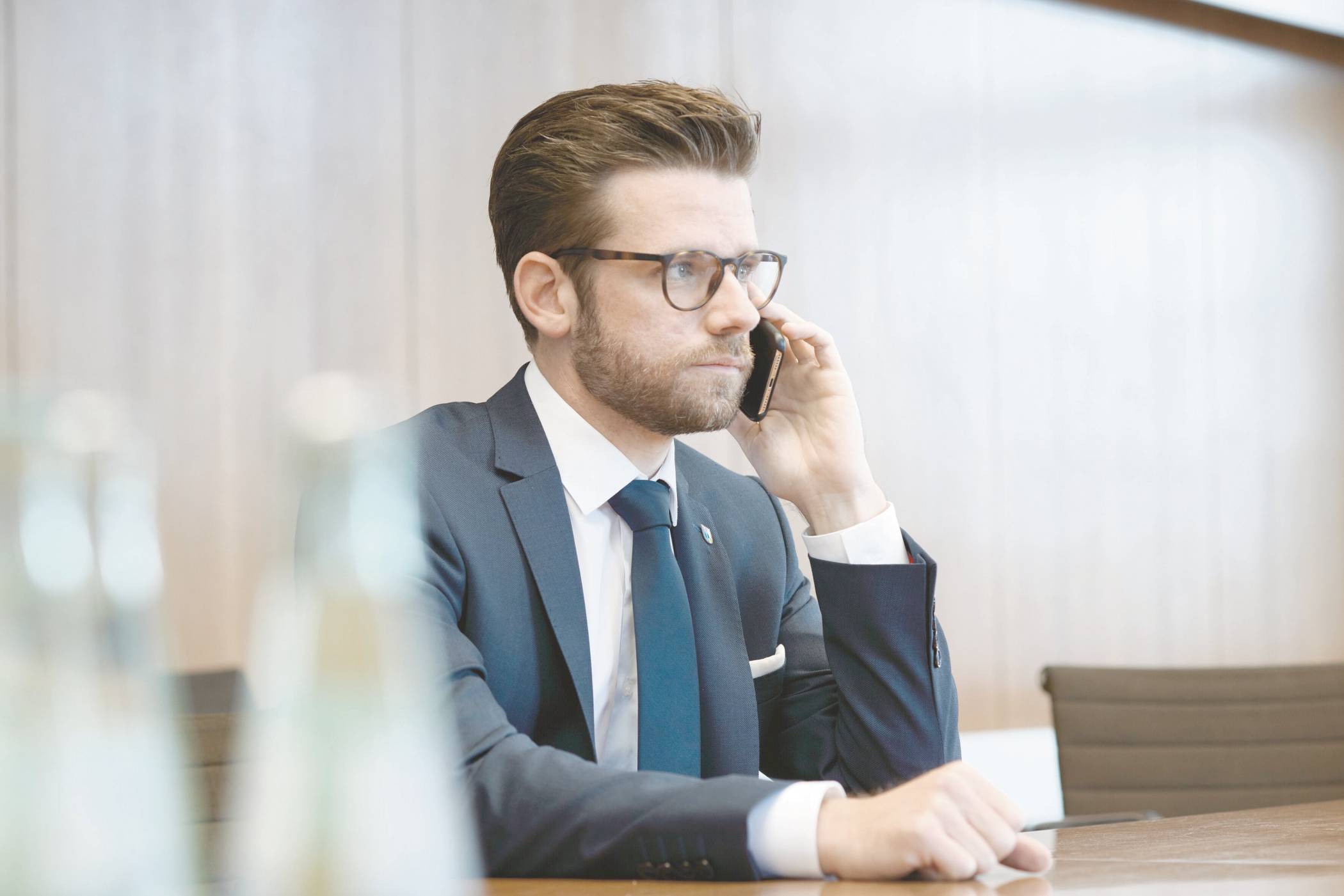 Oberbürgermeister Felix Heinrichs bietet am 26. Januar die nächste Telefonsprechstunde an. 