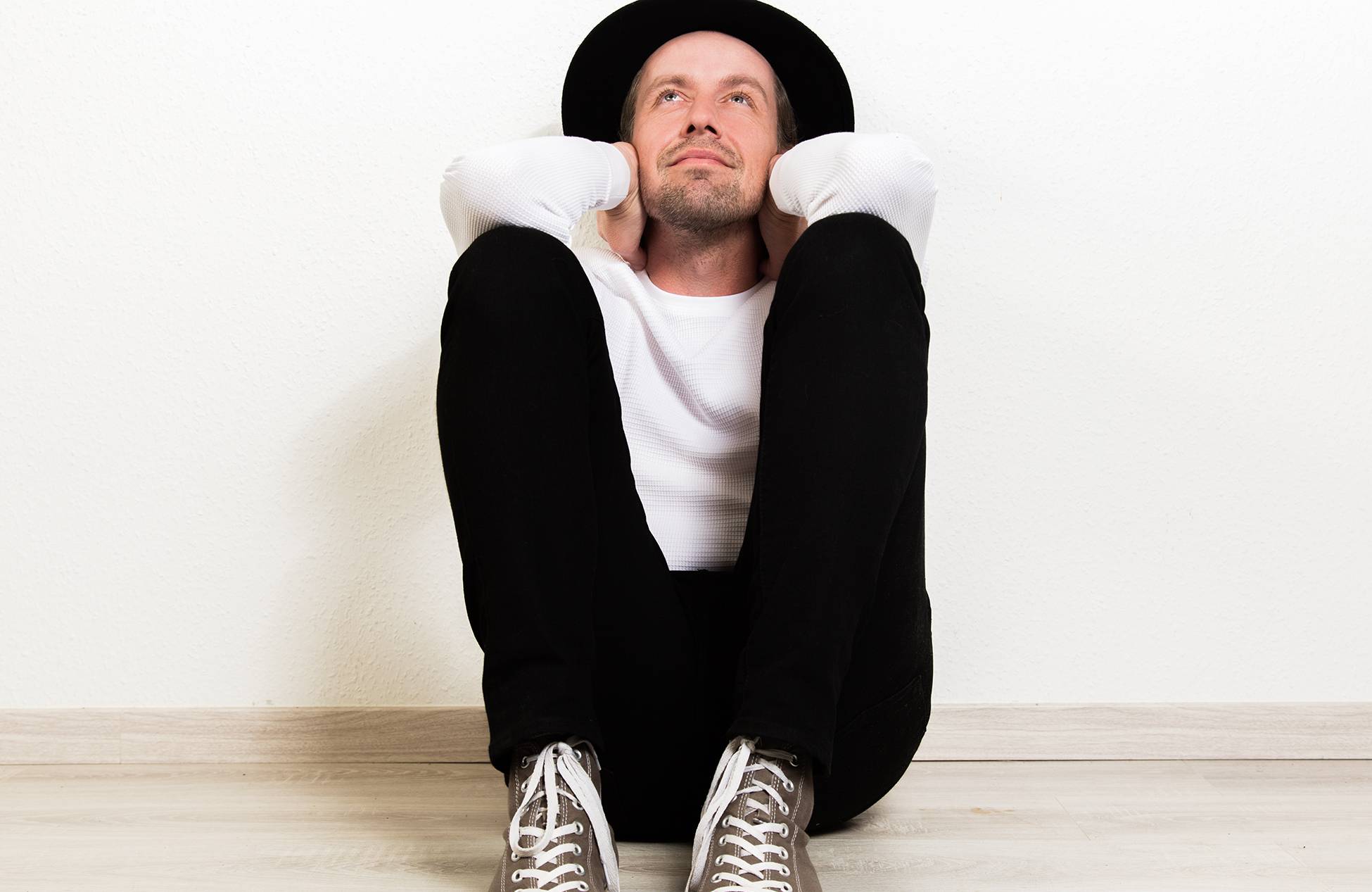 Ausgezeichnet für sein aktuelles Album „Durch die Zeit“: Der Merbuscher Künstler „Der Ole“. 