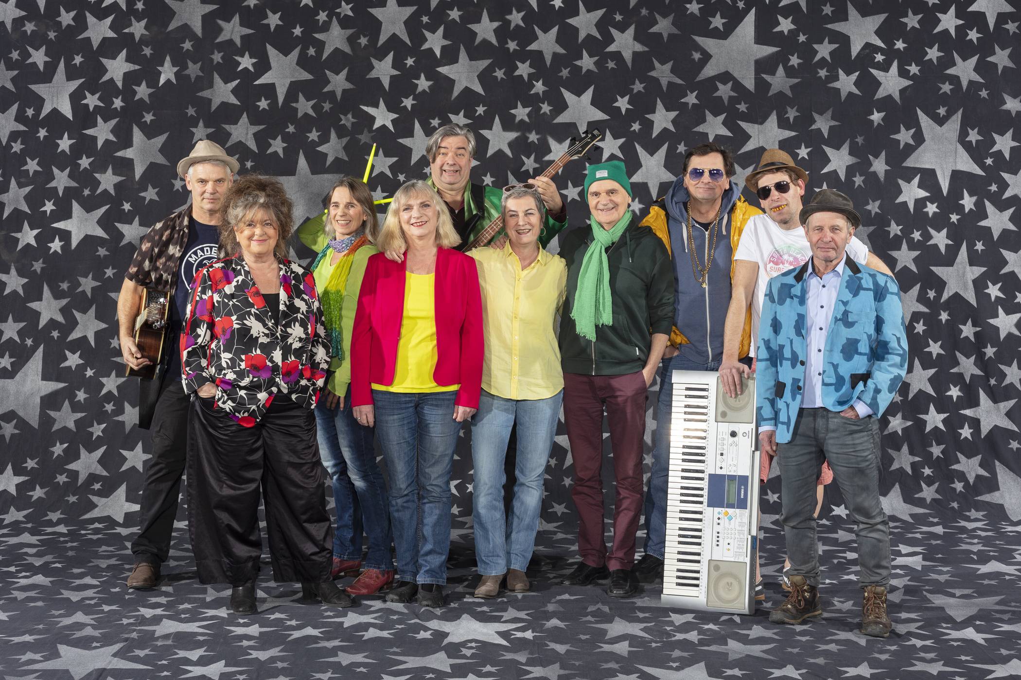  Die „Stunker“ mit Sitzungspräsidentin Biggi Wanninger (vorne links) gehen auf Tournee und kommen am 13. Mai nach Hückelhoven.  