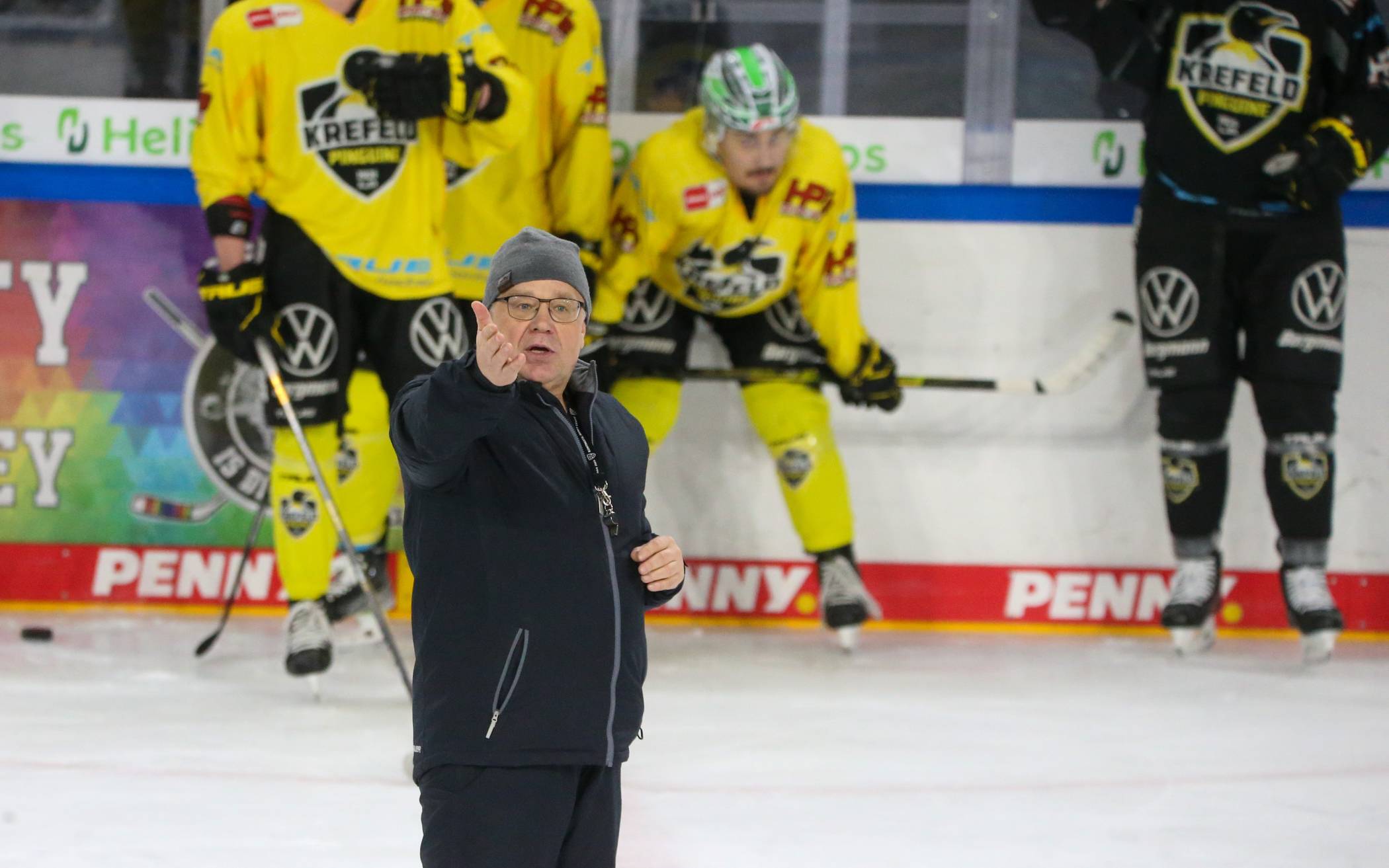 Pinguine trainieren wieder