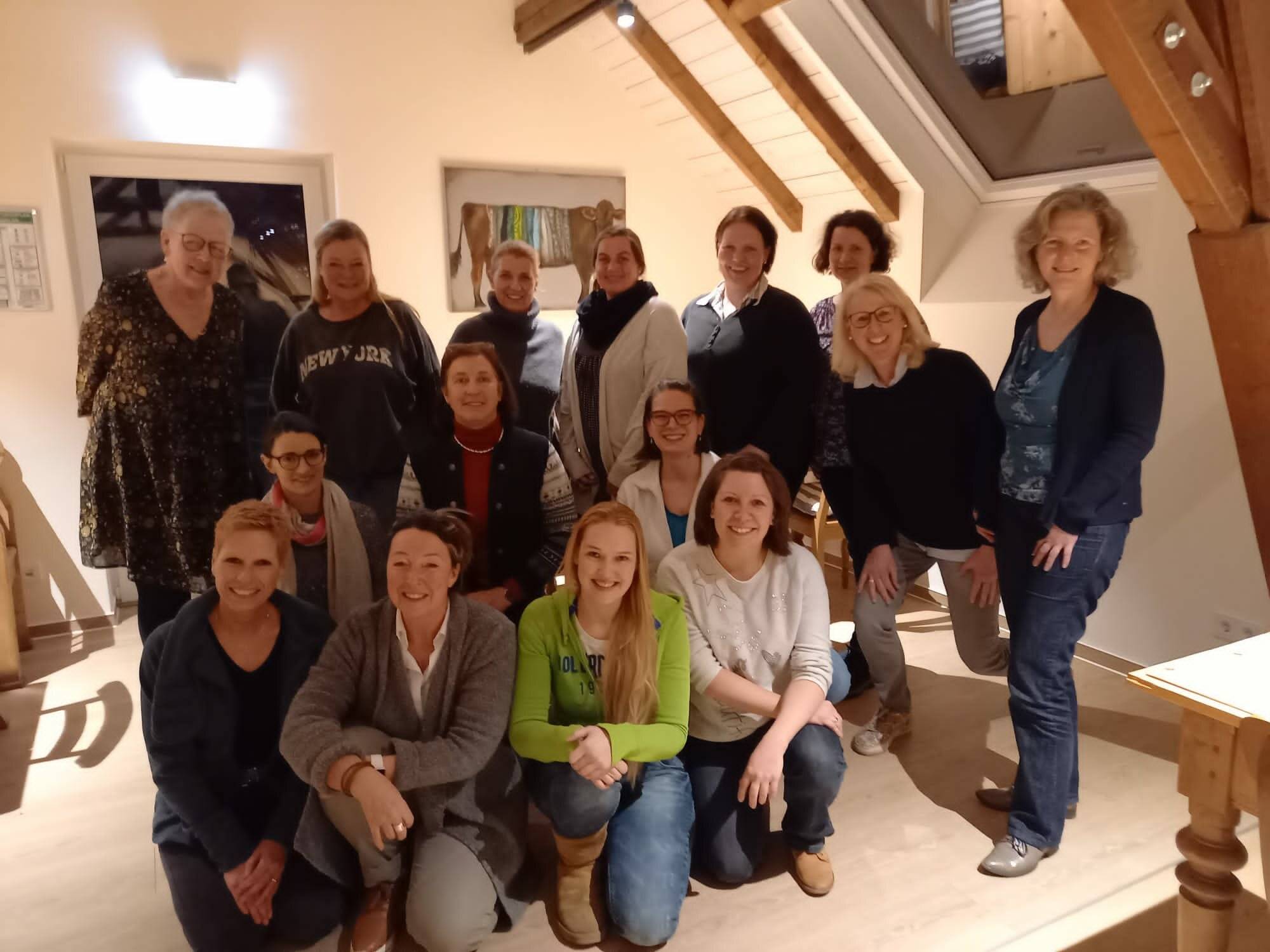  Reaktiviert: die Meerbuscher LandFrauen. 