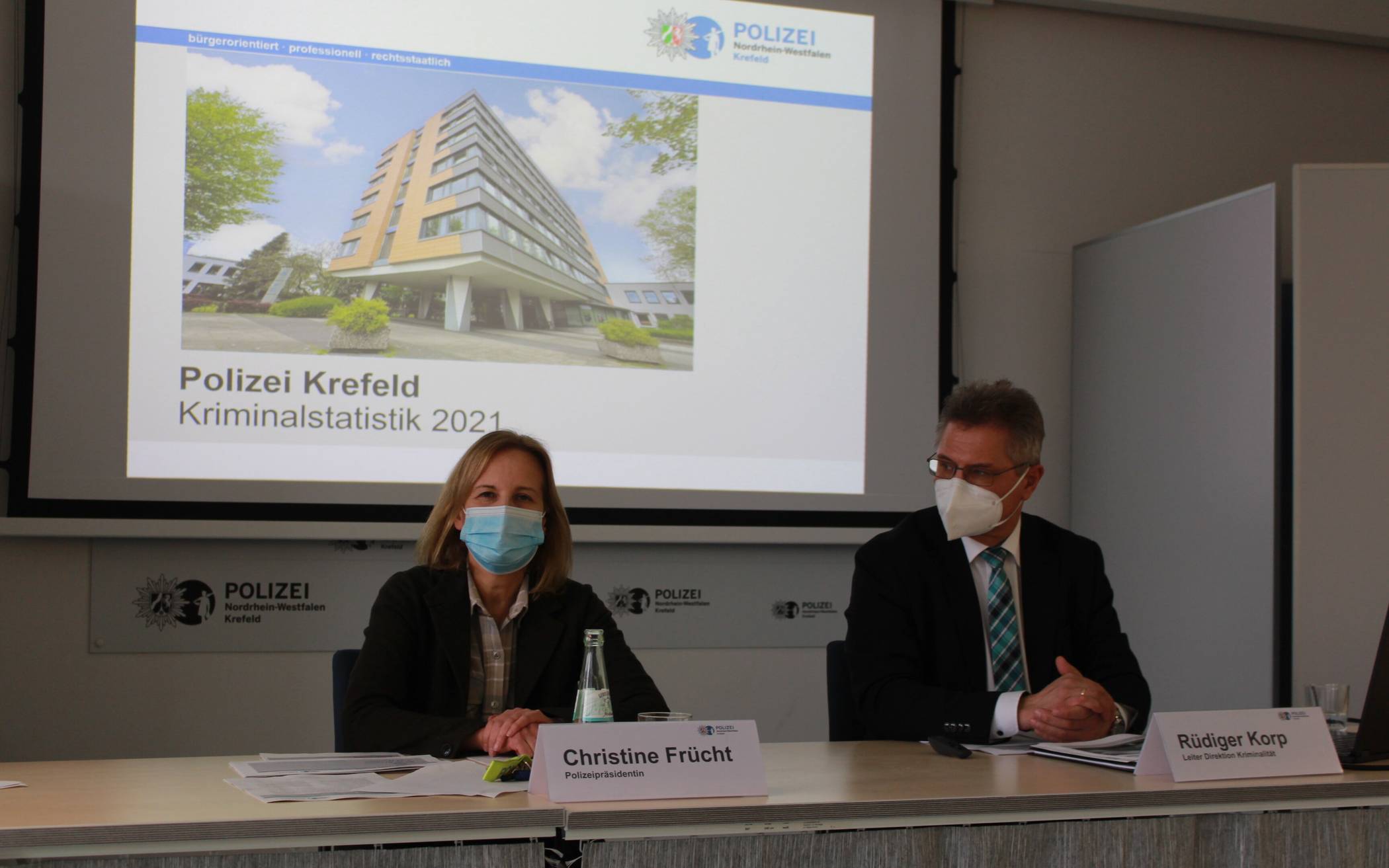 Information der Öffentlichkeit: Polizeipräsidentin Christine Frücht