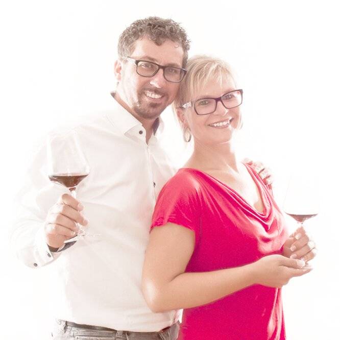 Monika Glanzberg und Partner Mario Werner präsentieren sich mit ihrem Pop-up-Store im Hinzenhaus vom 1. März bis 30. April. Foto: Stadt