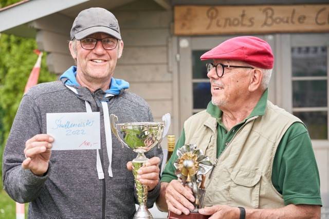 Wolf Liedgens von Pinots Bouleclub gratuliert