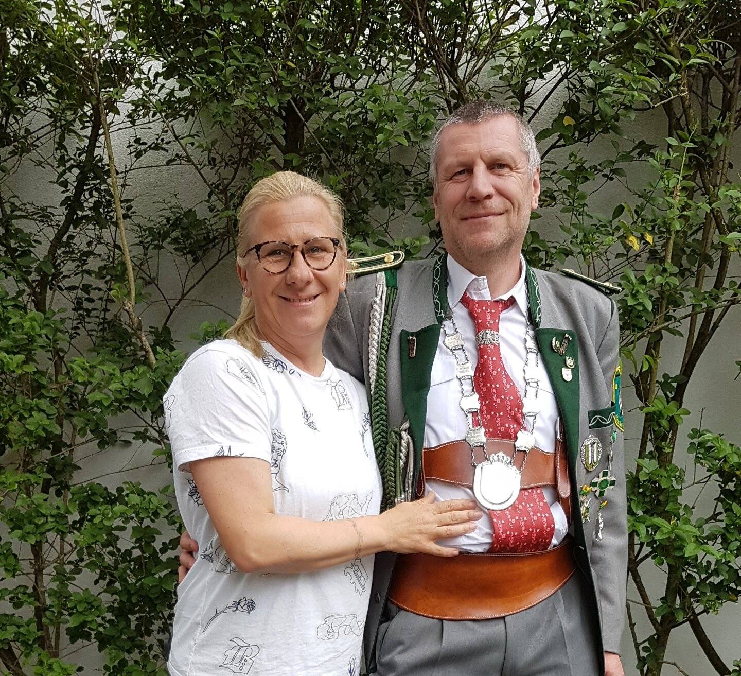 Der neue Regent der Lanker Freischützen Richard Falk mit seiner Frau Susanne. 