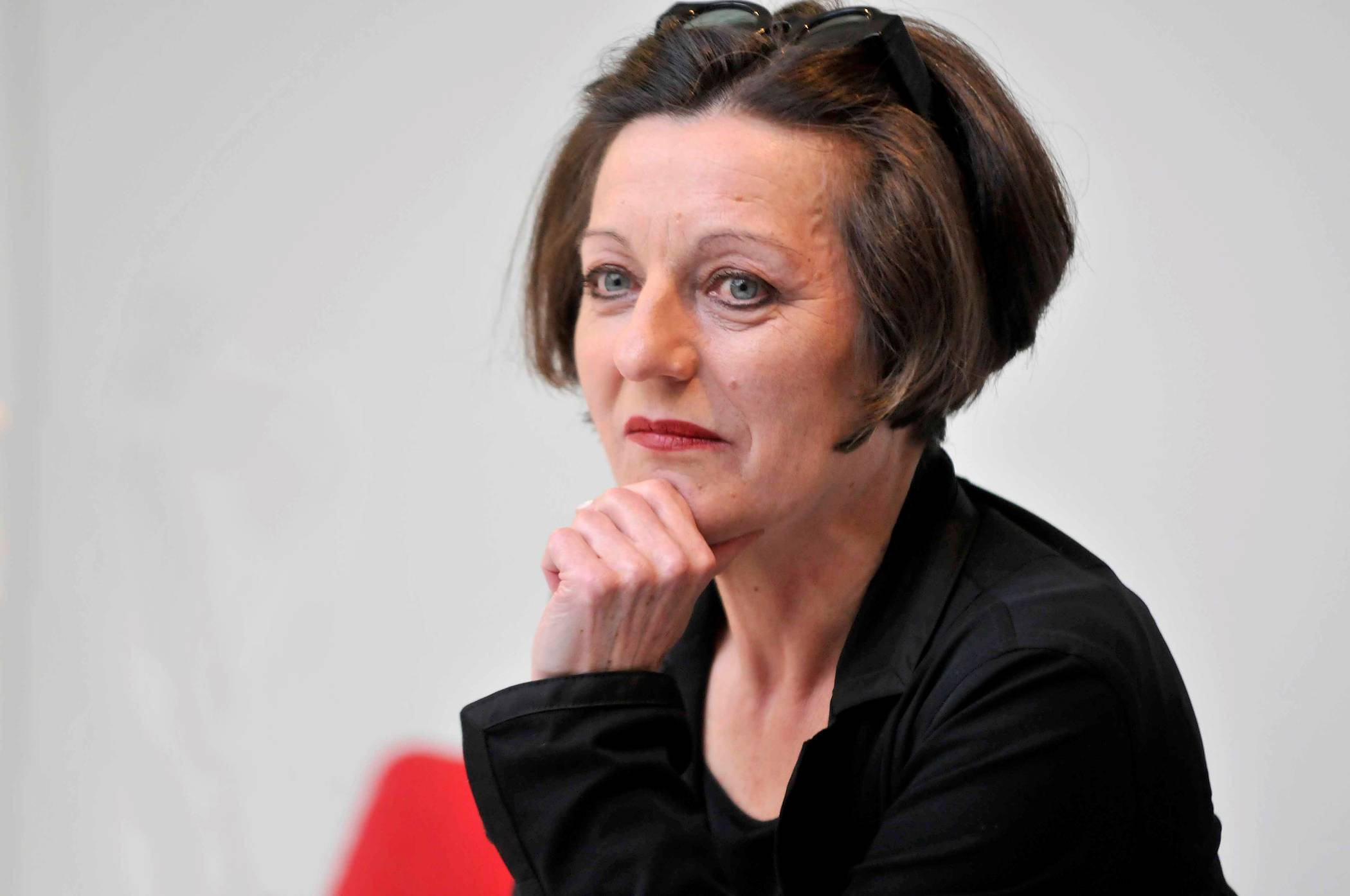  Literatur-Nobelpreisträgerin Herta Müller liest am Dienstag, 17. Mai, ab 20 Uhr in der Kaiser-Friedrich-Halle aus ihren Werken. 
  