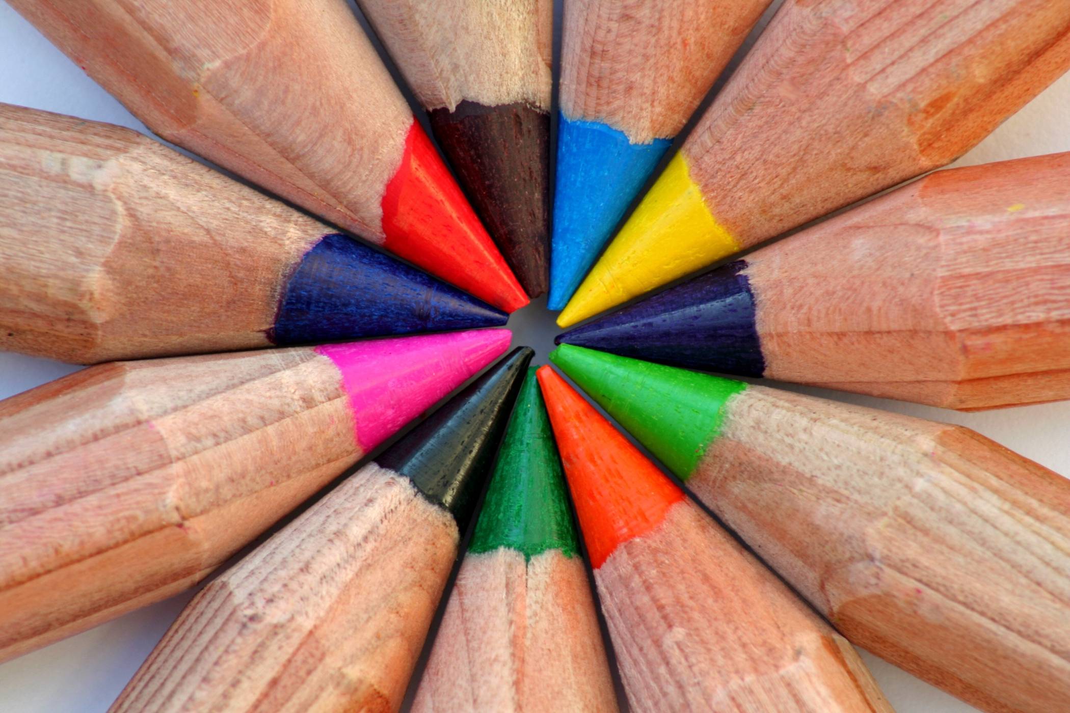 Mit Stiften die Wirklichkeit der eigenen Stadt festhalten. Foto: Tomizak / pixelio.de