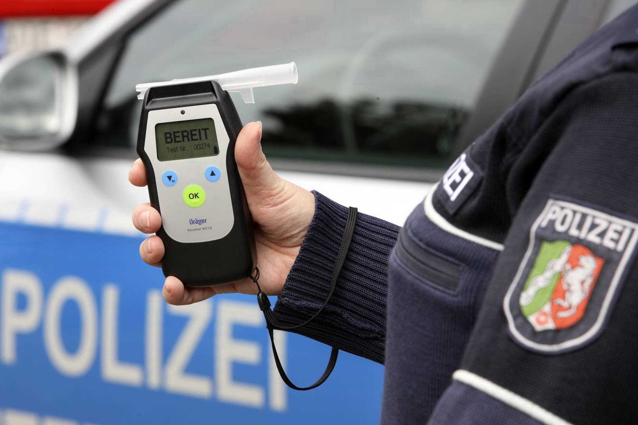 Am Vatertag: Auto landete in Böschung - Alkoholtest