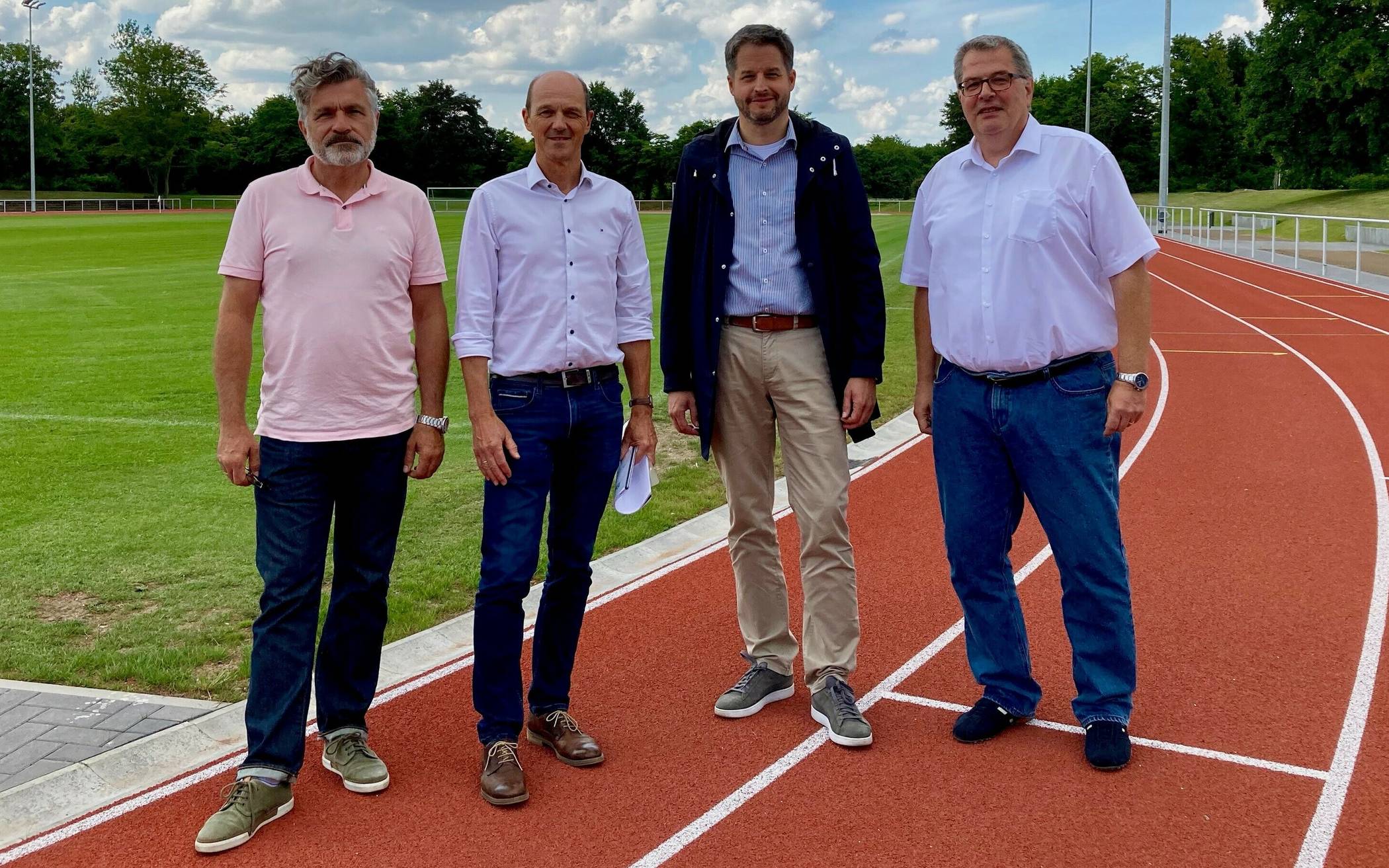 Freuen sich über die topmoderne Anlage: