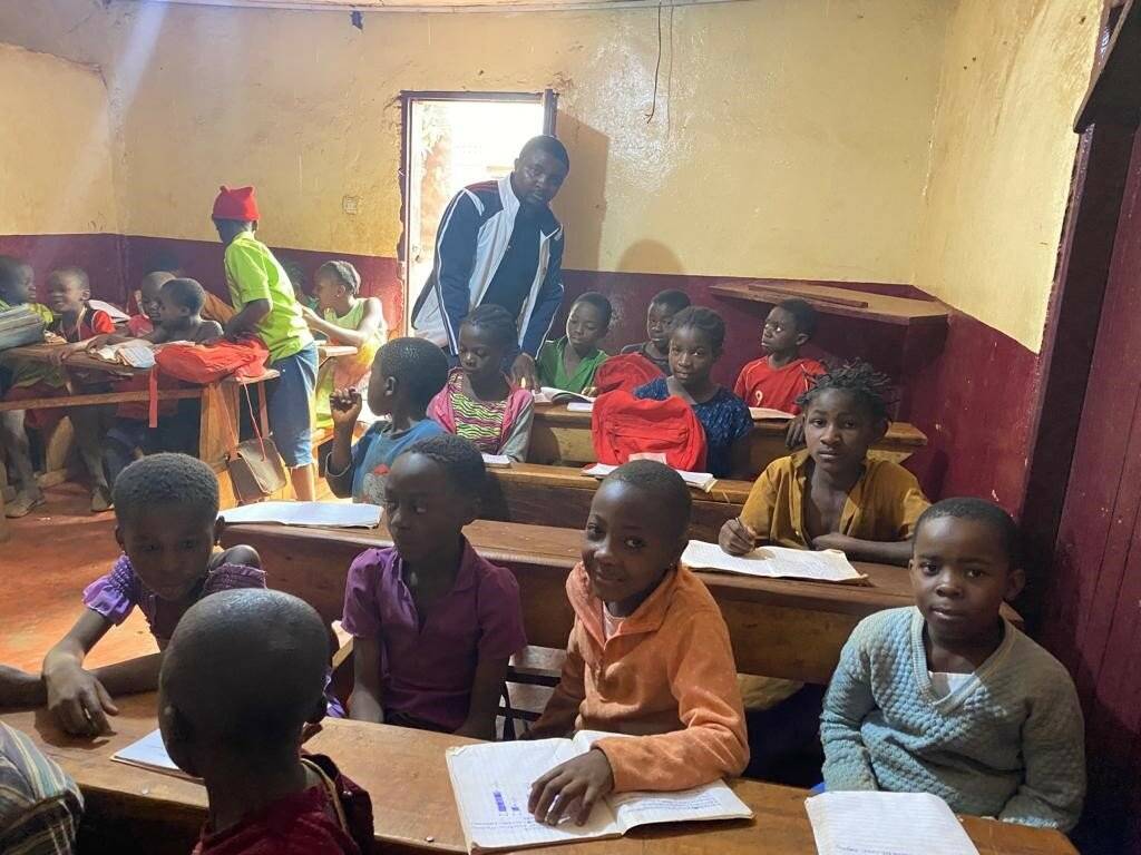 Ein Blick in das „Sonnenhaus“, in dem Kinder Bildung und eine warme Mahlzeit erhalten.