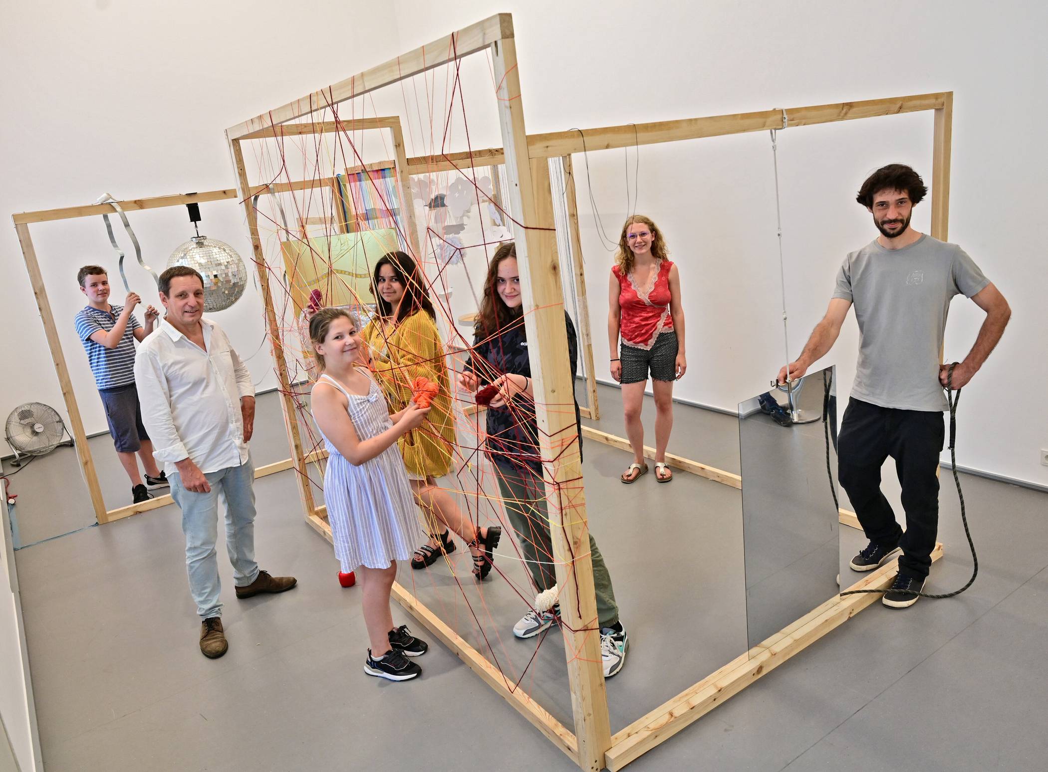 Kulturrucksack in Krefeld: Jugendliche gestalten Installation