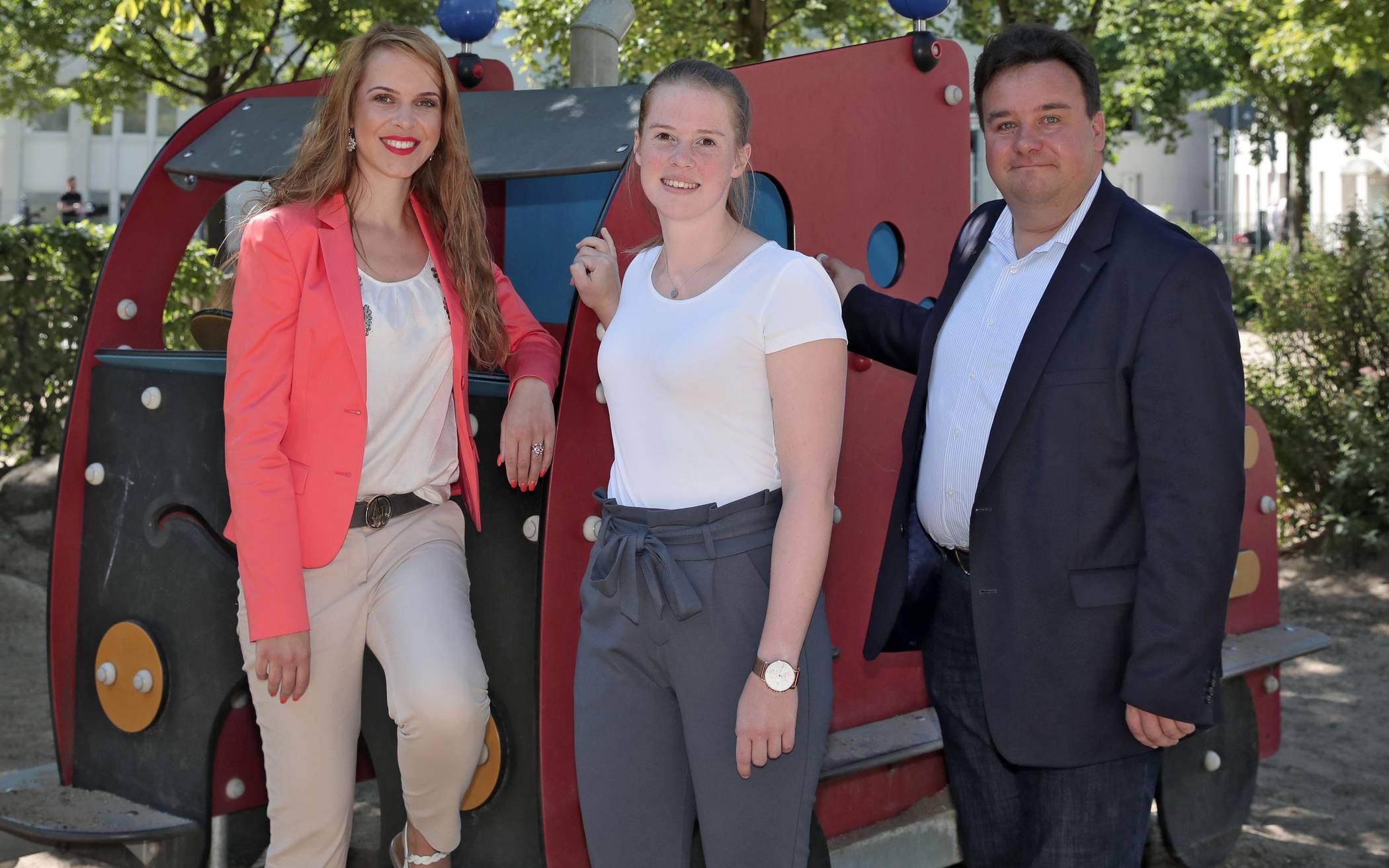 Koordinatorin Kinderfreundliche Kommune, v.l.:Sabrina Lesch, Leiterin