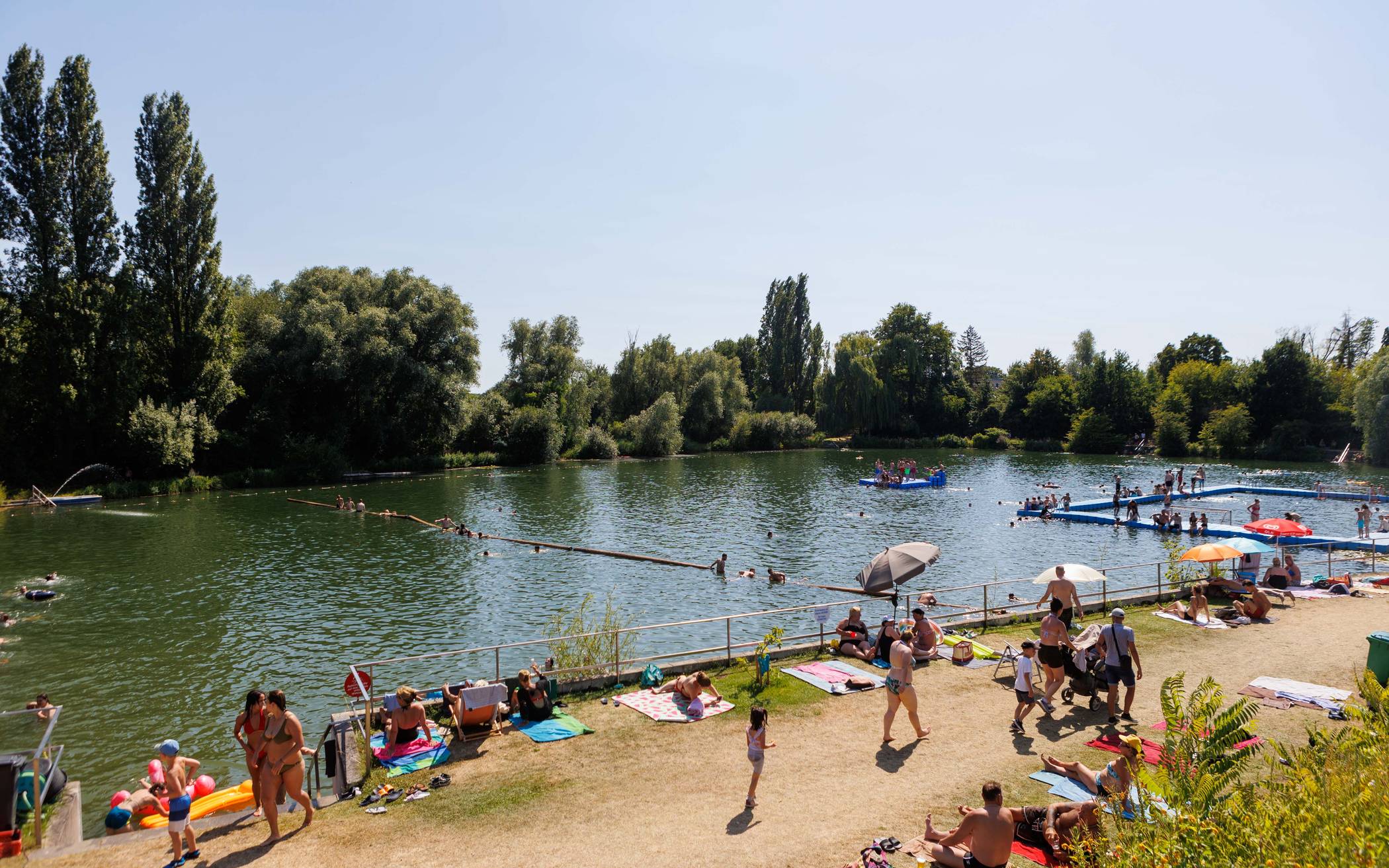 Junger Mann untergegangen