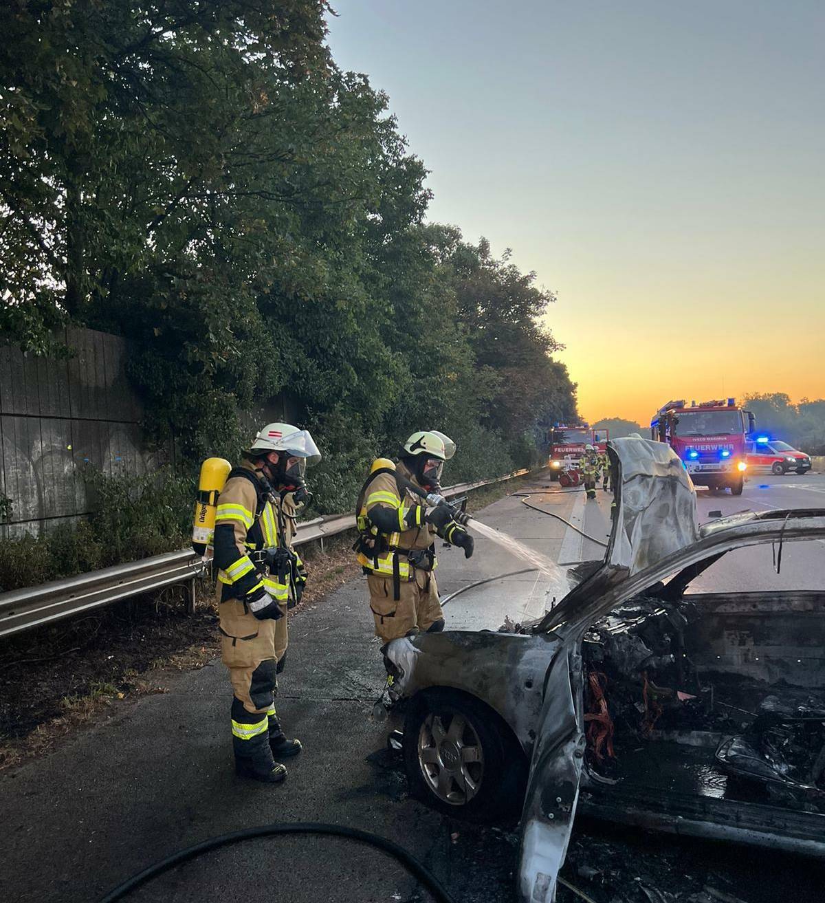 Bei dem Verkehrsunfall mit Pkw-Brand am