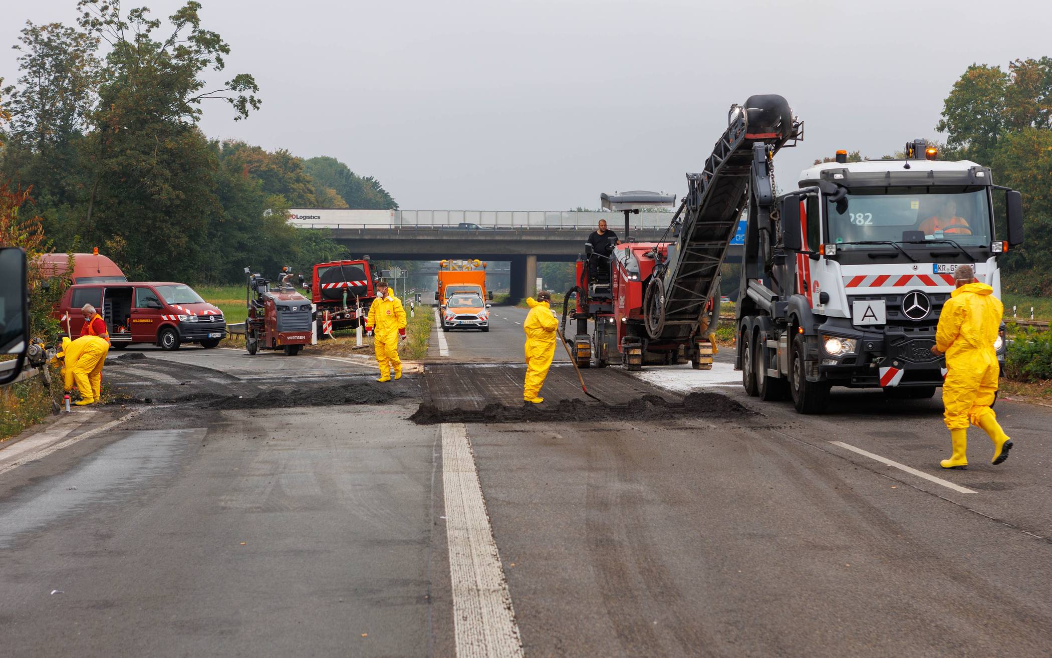 Charlottenring: Asphalt wird abgefräst