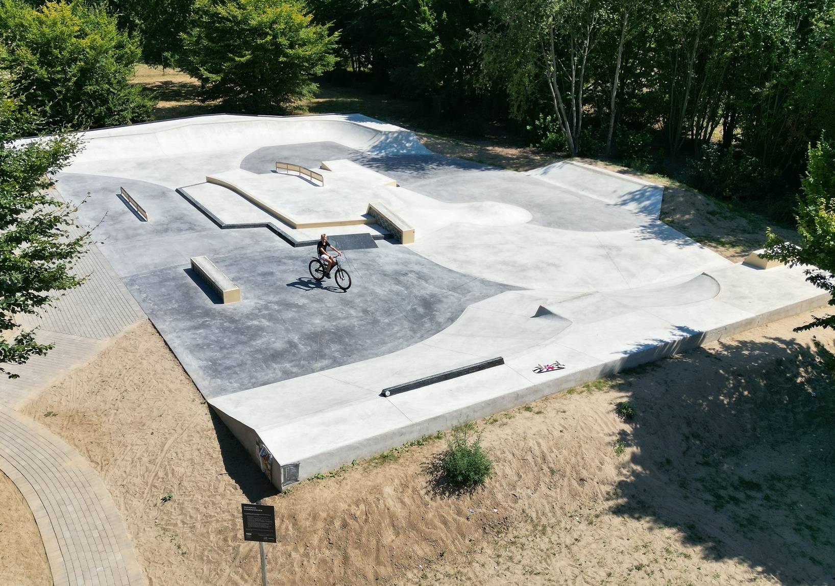 Die neue Anlage besteht aus Ortbeton