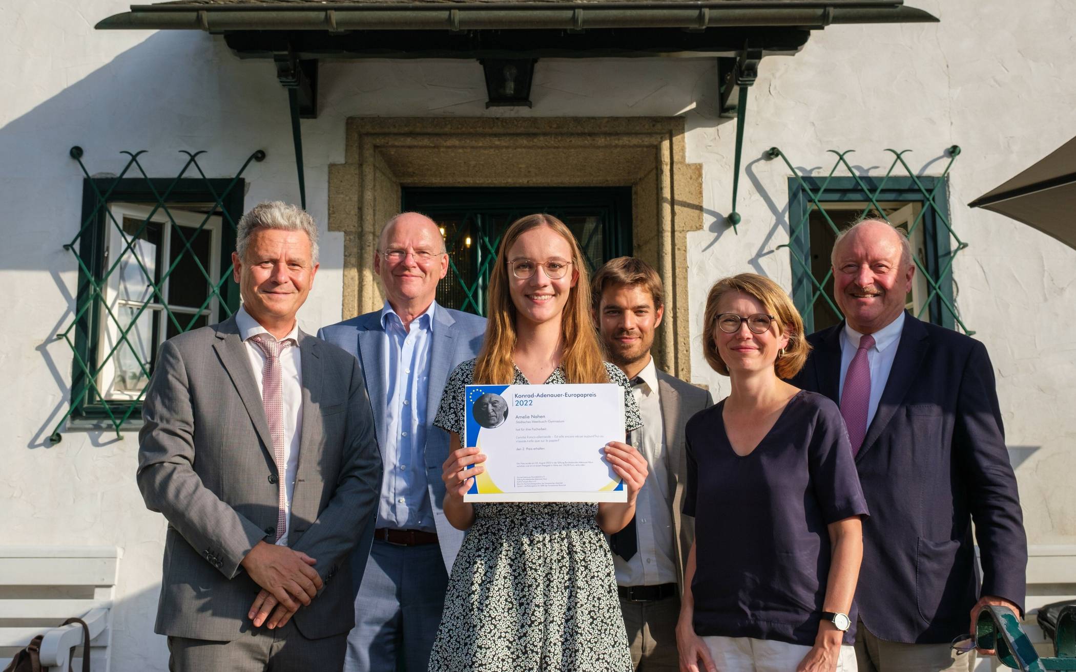 Preisträgerin Amelie Nahen mit (v.l.) Bruno