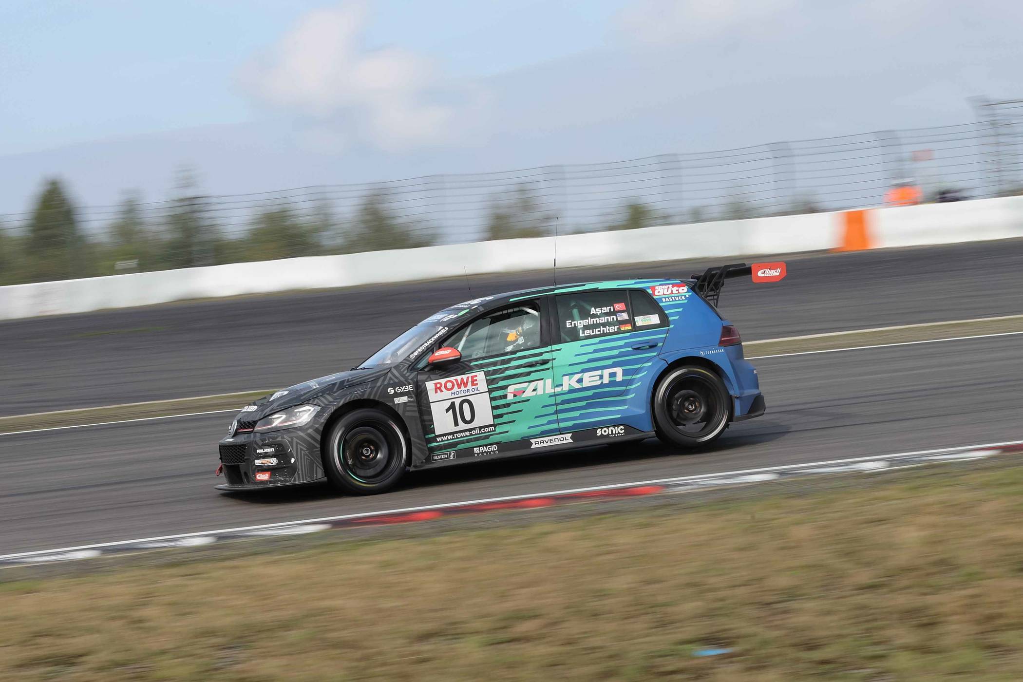 NLS 6 Nürburgring 2022: Falken-Porsche holt 12h-Triumph